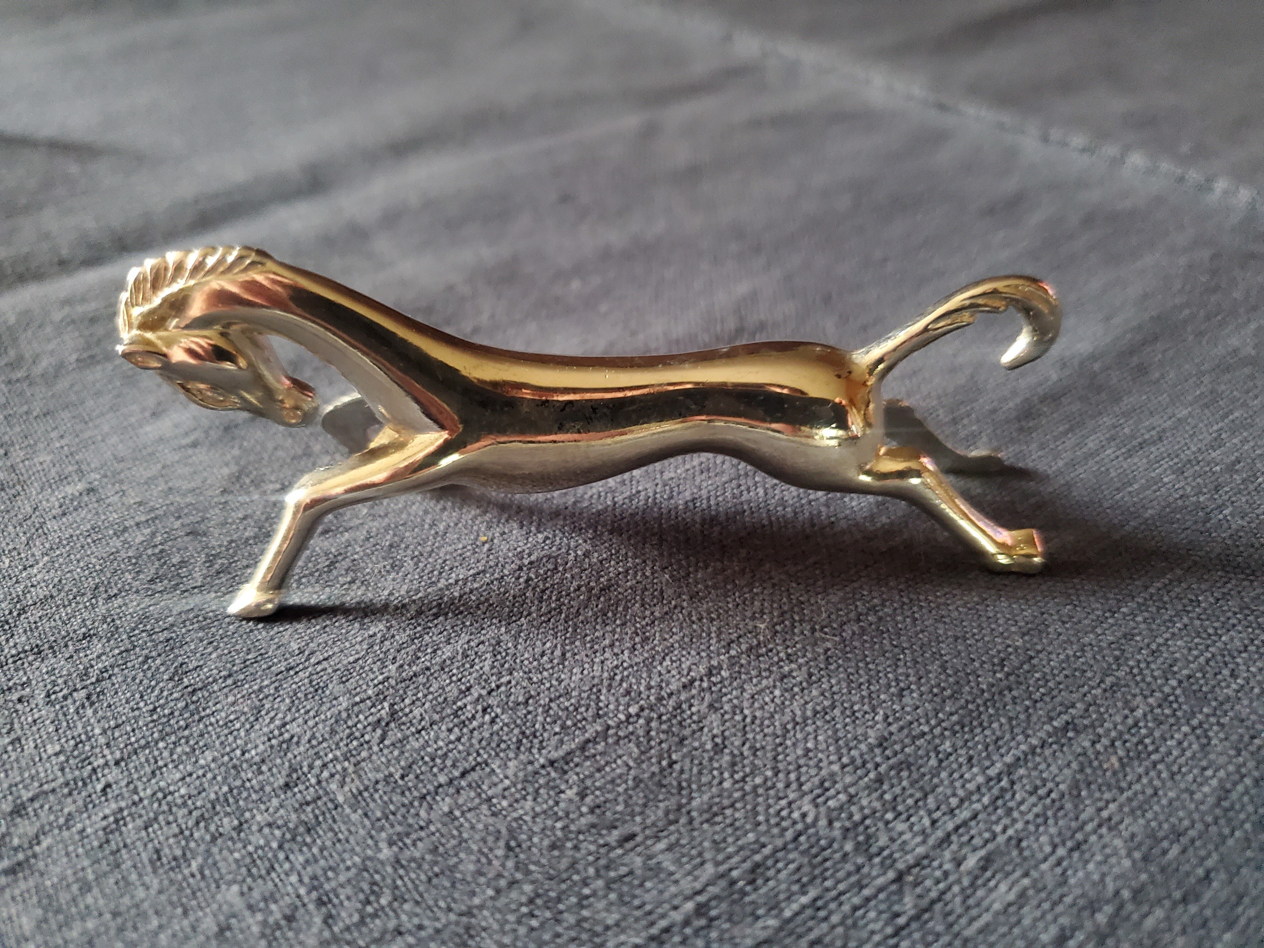 Horse knife holder