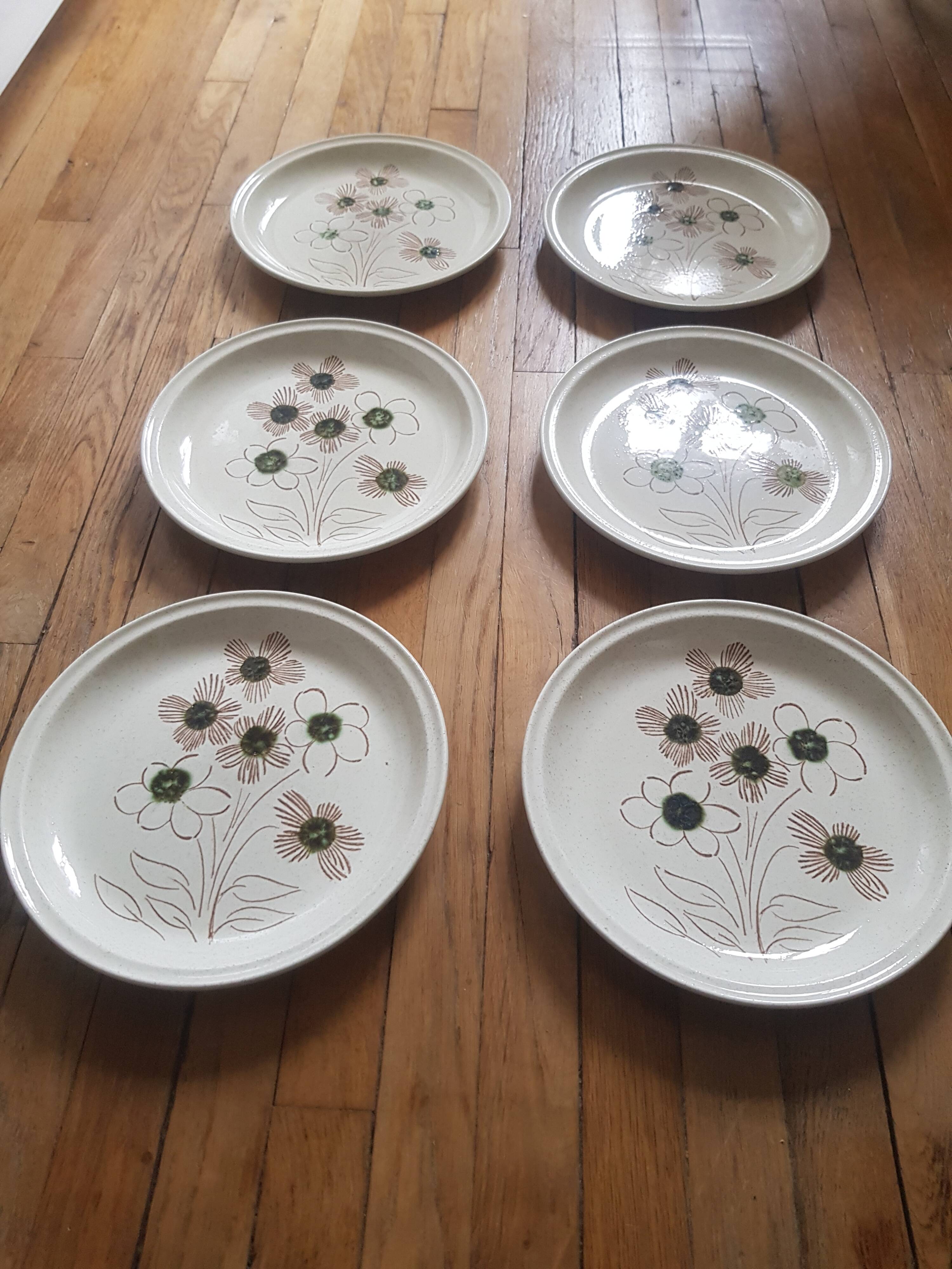 Set of 6 vintage Sarreguemines plates