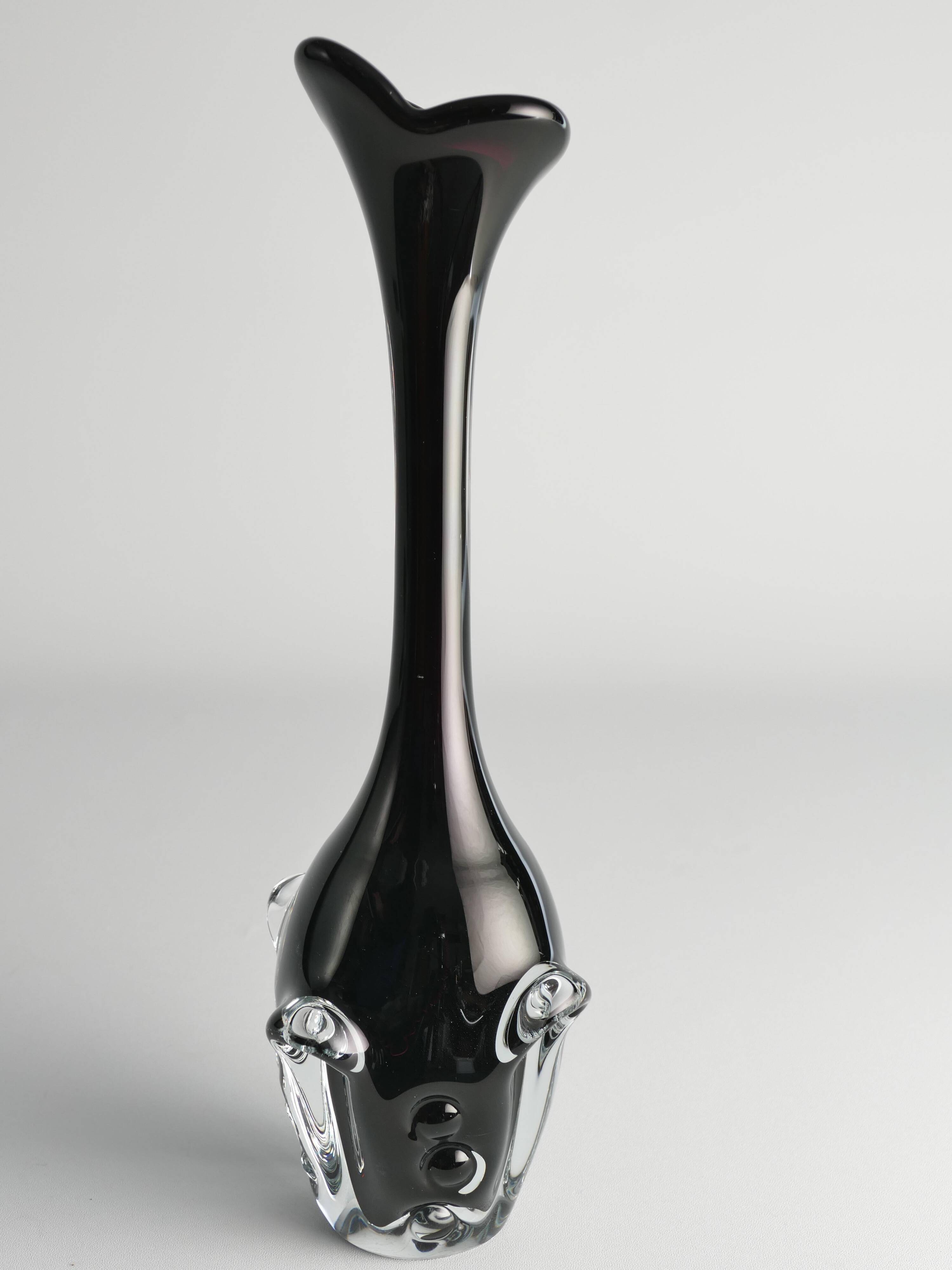 Scandinavian Modern Art Glass Vase by Börne Augustsson for Åseda
