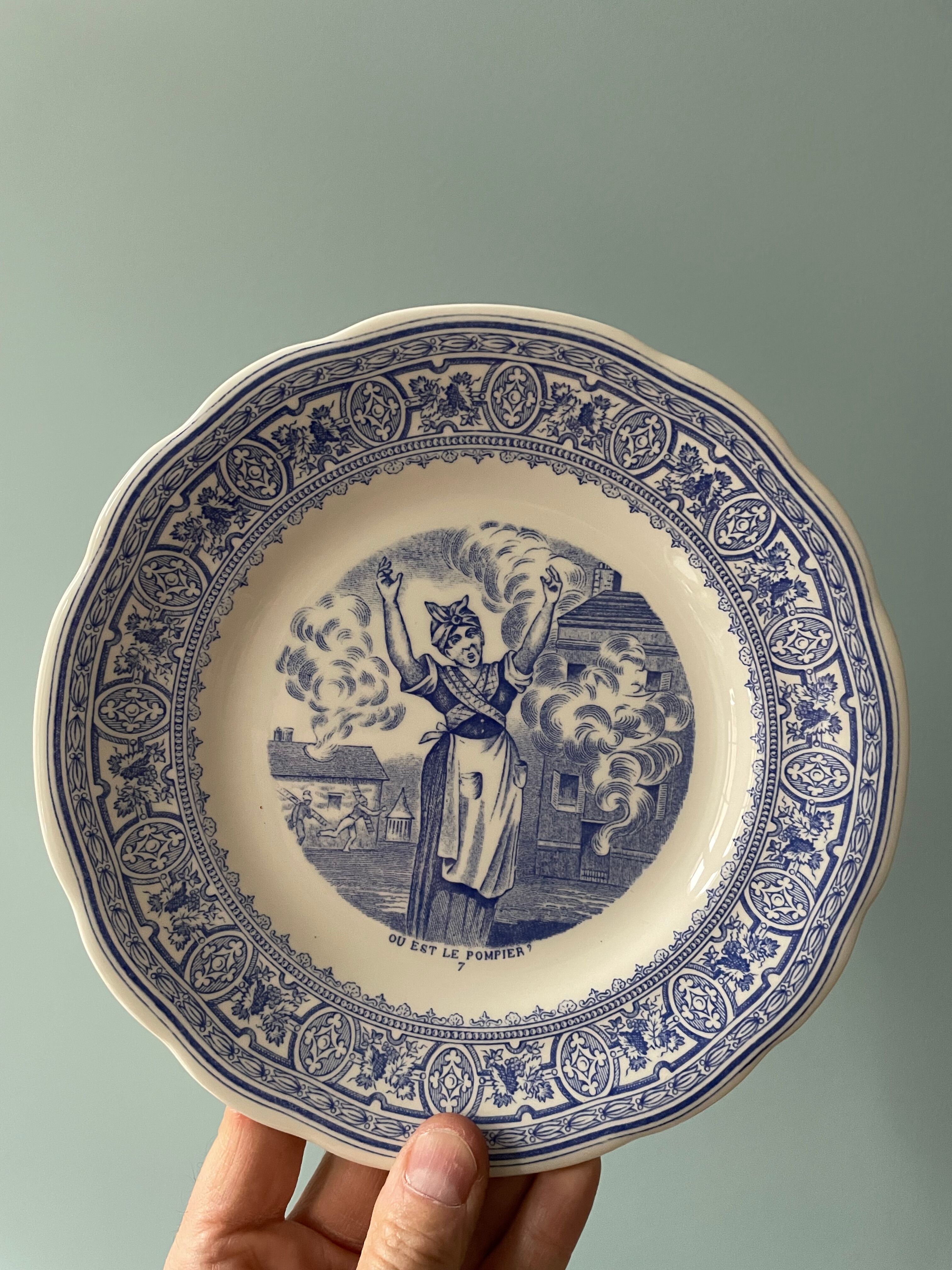 Complete set of 12 talking plates in Gien earthenware