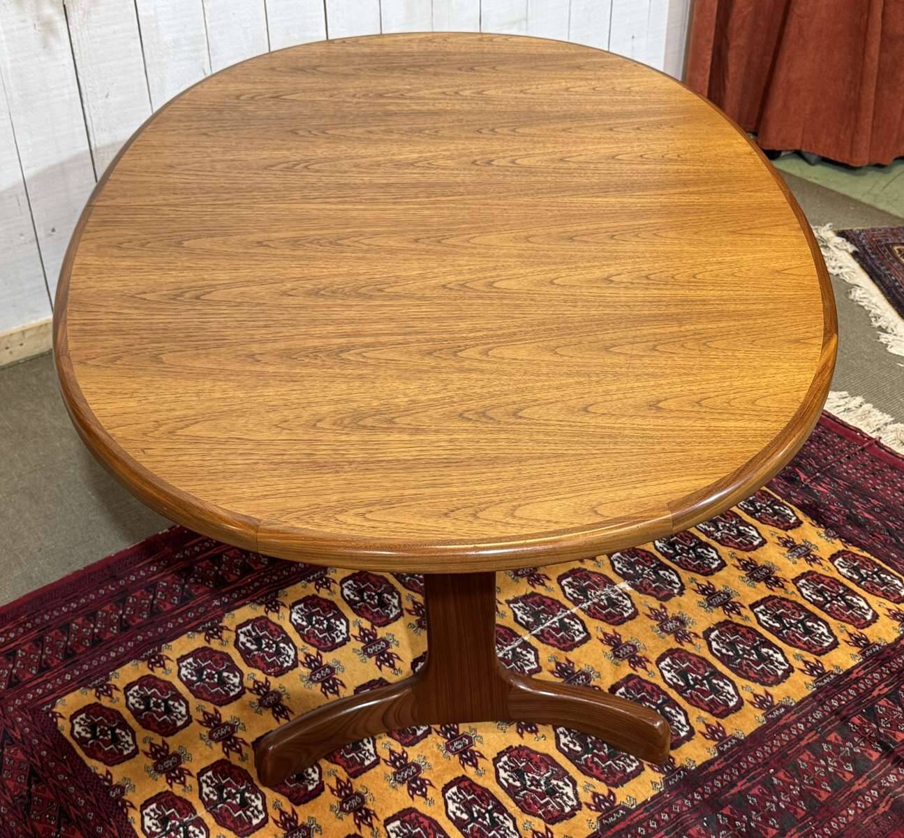 G-Plan oval teak table from the 1970s with a butterfly extension.