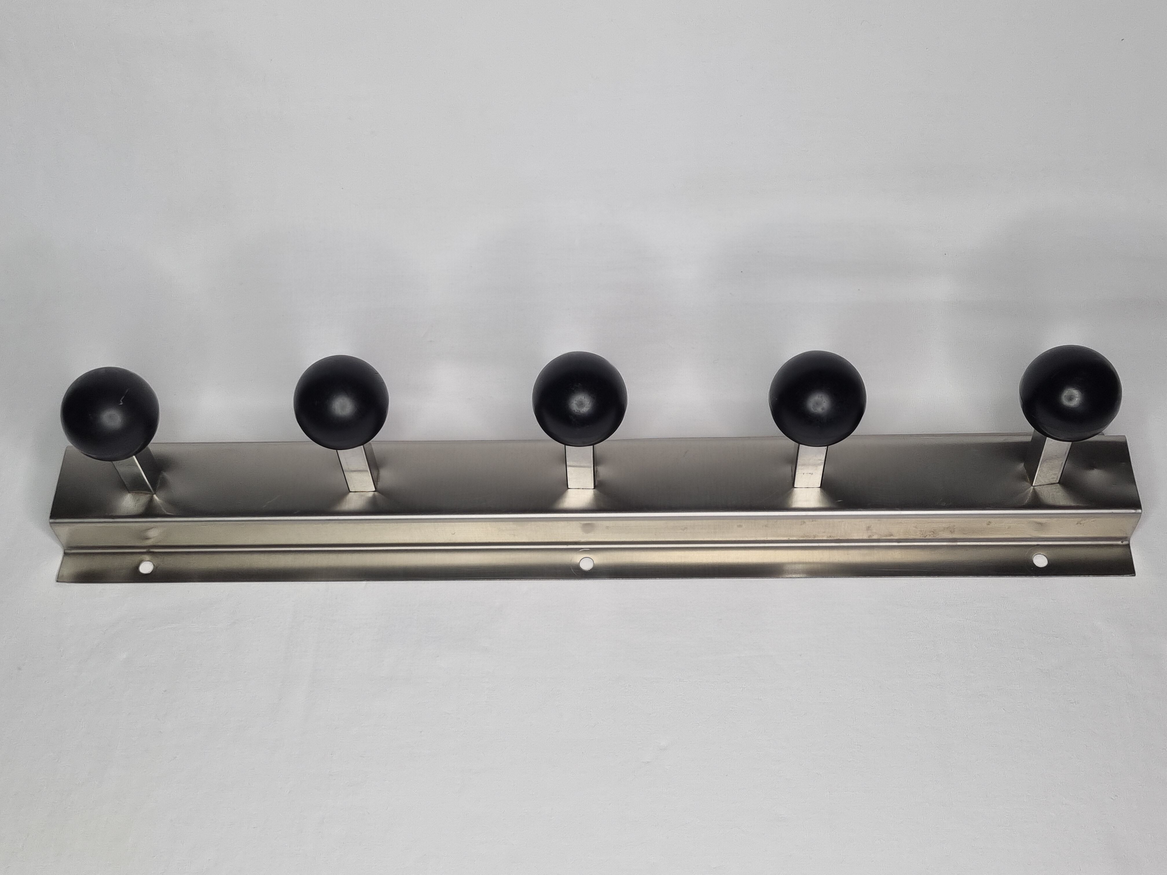 Portemanteau mural d'atelier en acier plié, 60 cm, 5 patères