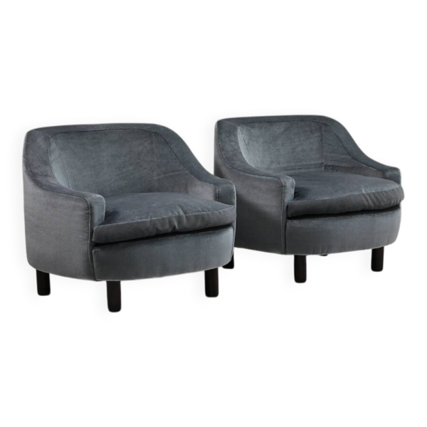 Ensemble de 2 fauteuils en mohair bleu glace, Italie des années 1950.