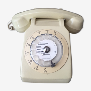 Telephone vintage a cadran modele s63