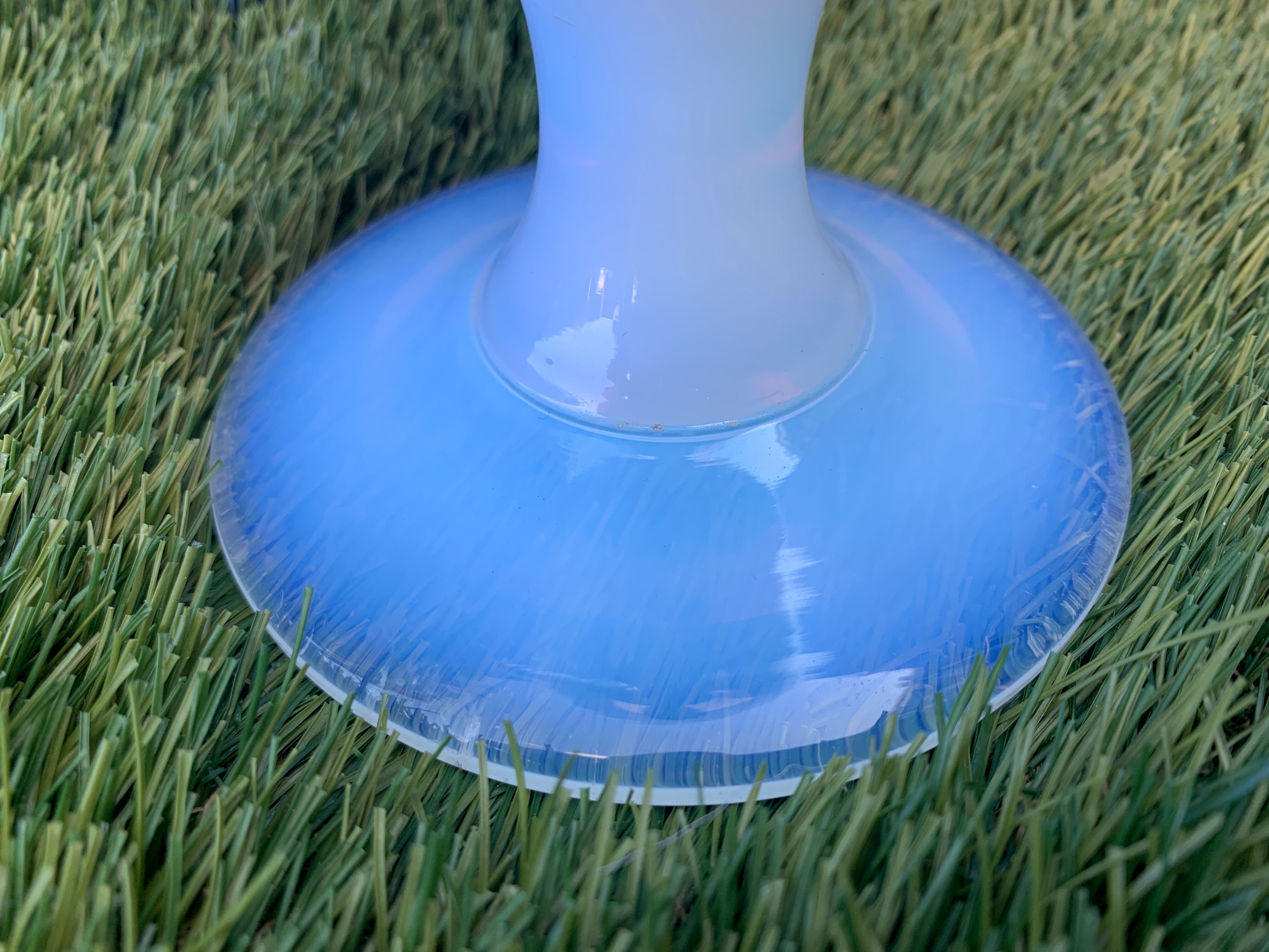 Opaline vase signed Sèvres, Paris