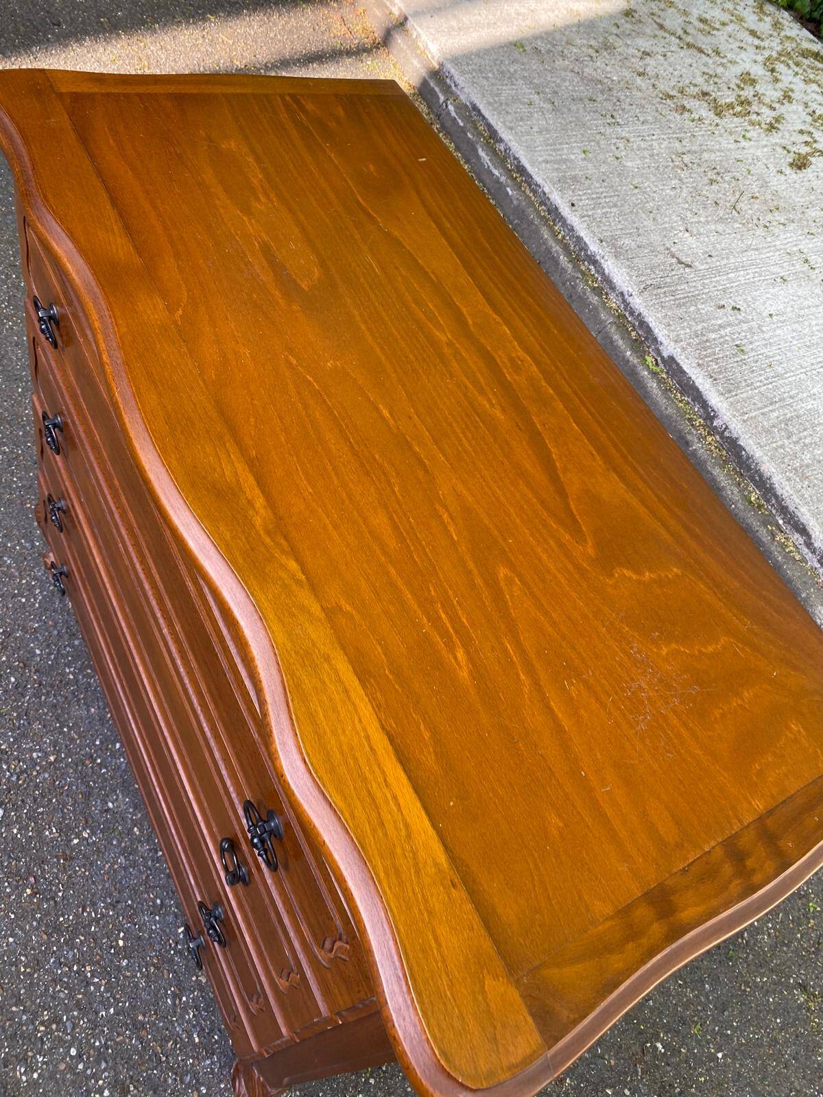Bibus Louis XV commode in solid wood from the 1960s.