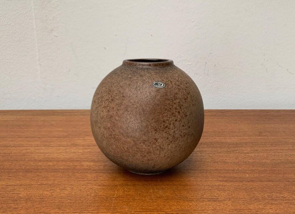 Mid-century German minimalist studio pottery vase by Fritz Van Daalen, 1960s.
