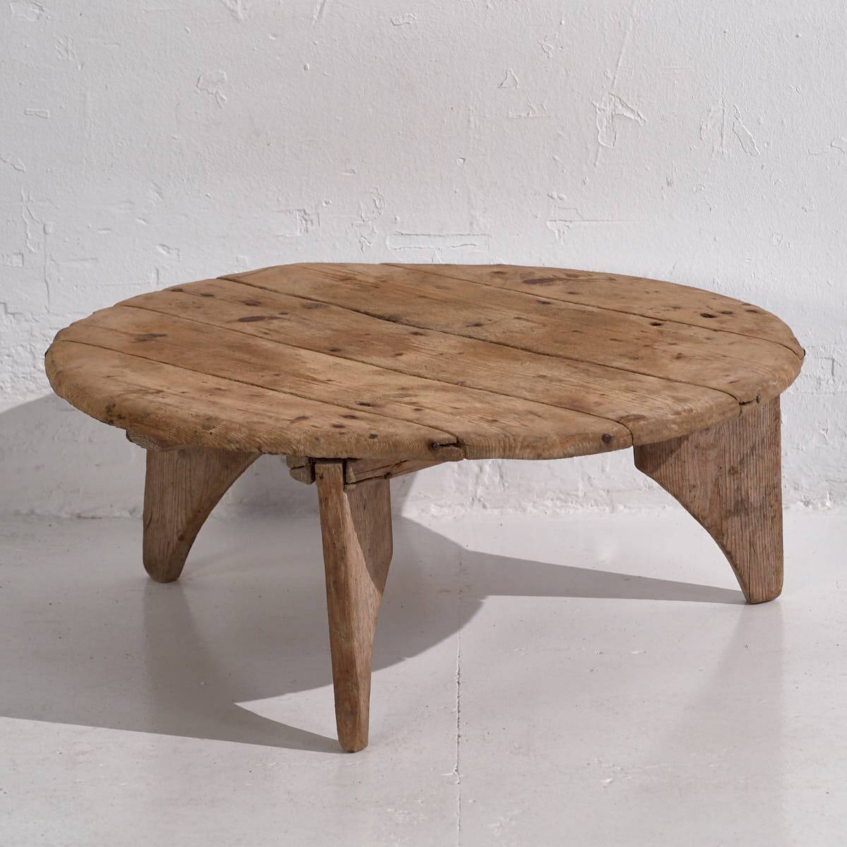 Antique round wooden table (c.1920)