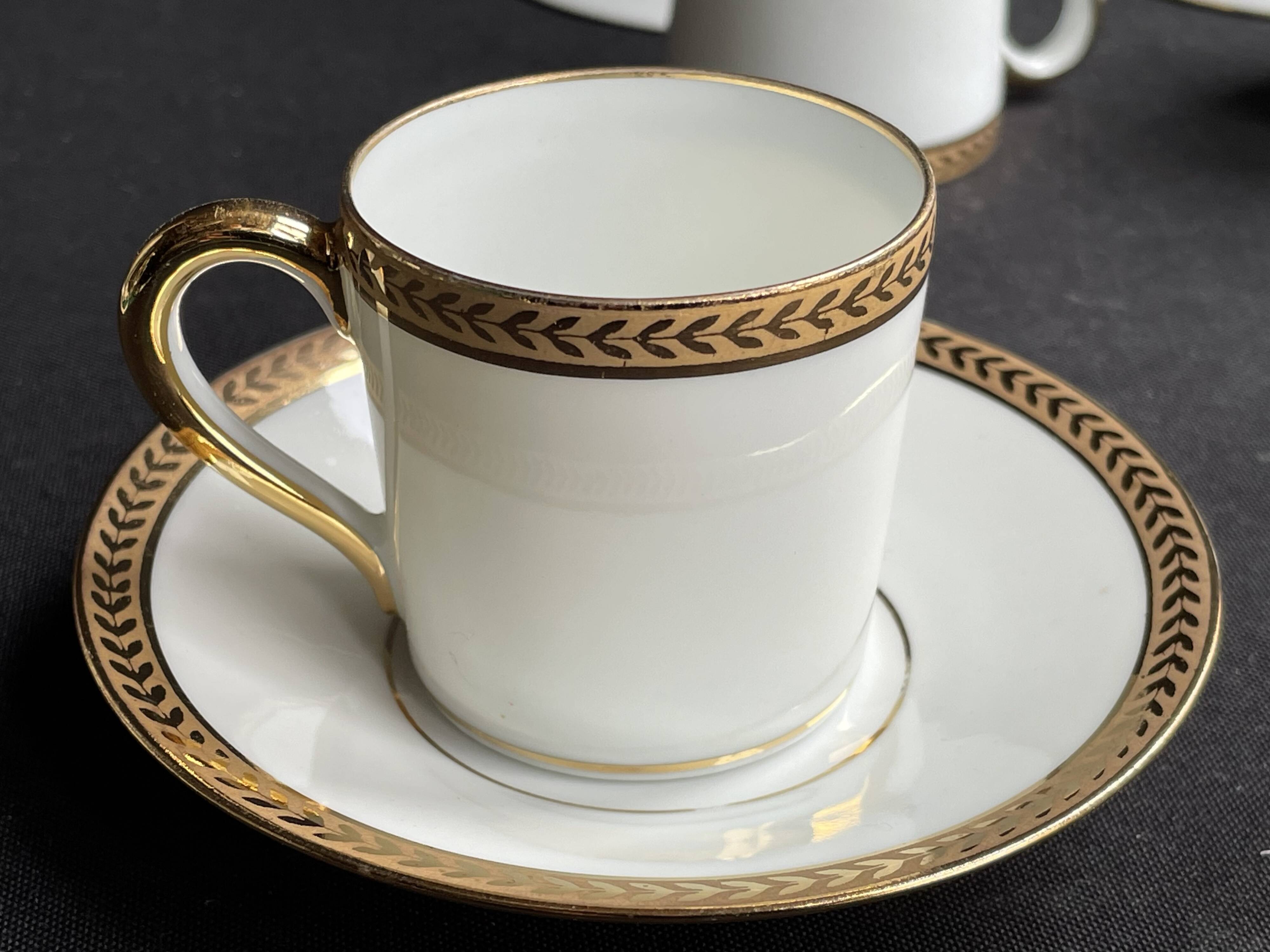 4 Moka Cups and their saucer – Limoges Porcelain