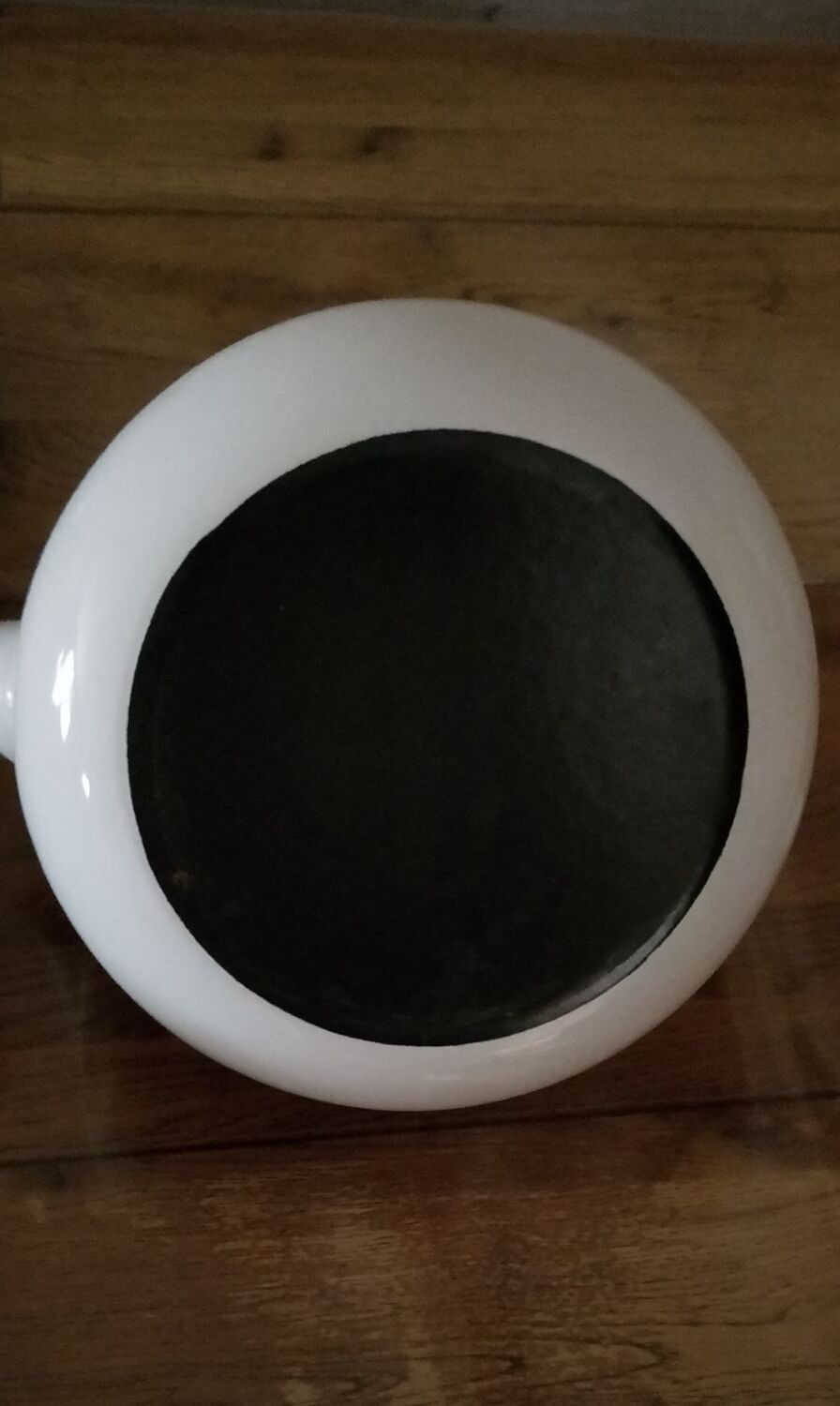 Enameled kettle