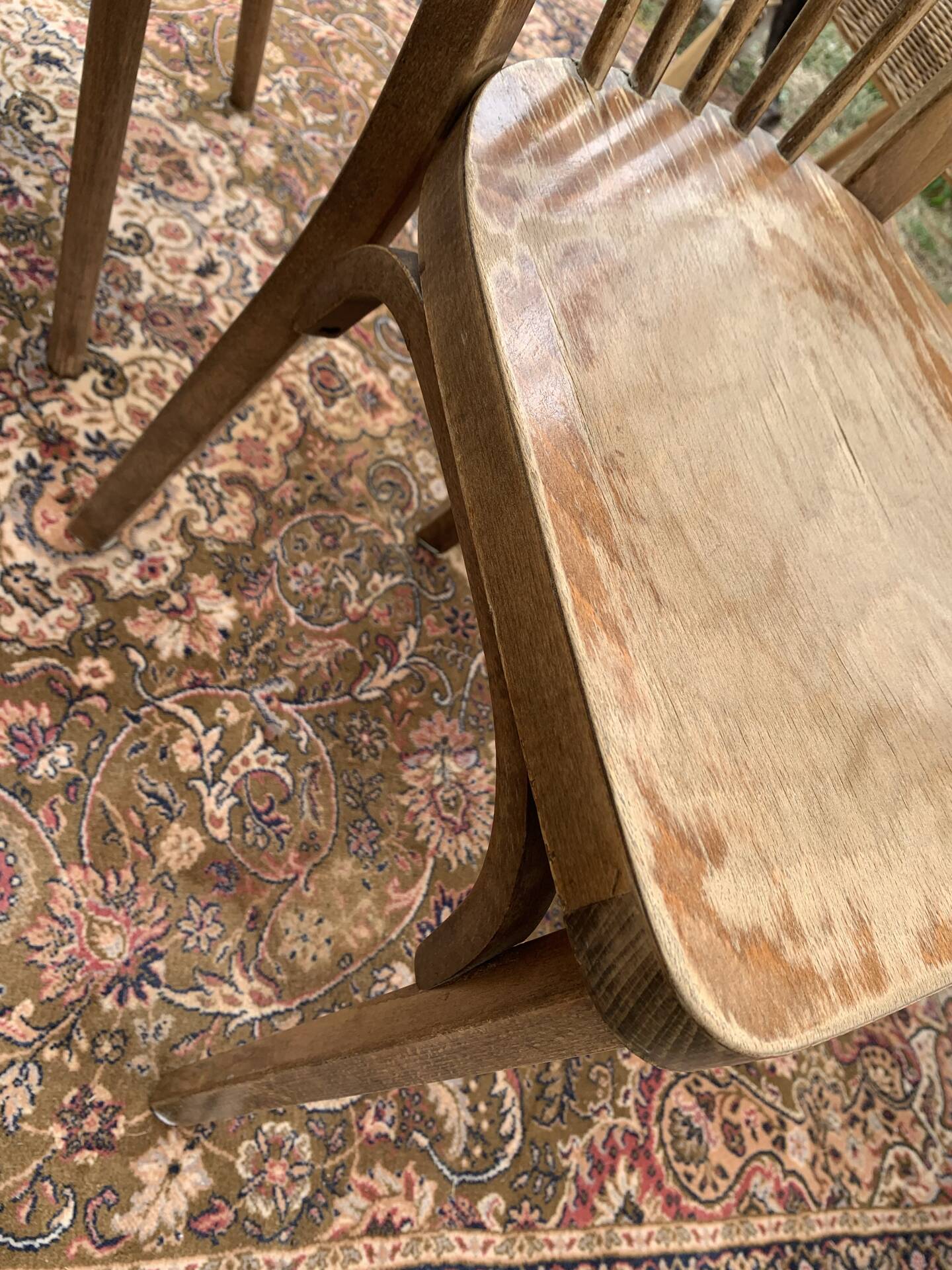 Duo de Chaises Vintage dont une Baumann Authentique – "Dans leur jus"