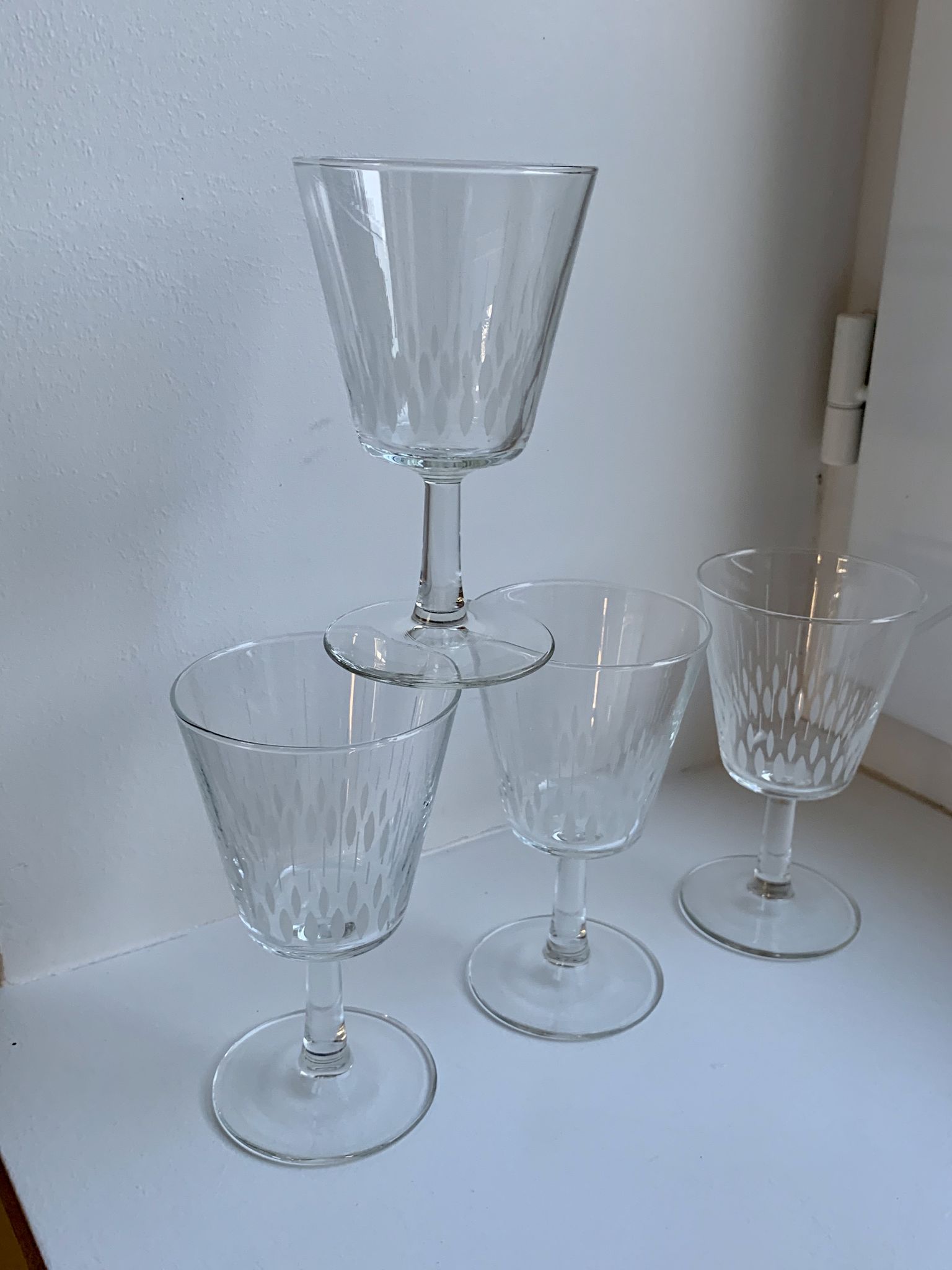 Set of 4 crystal wine glasses 60s