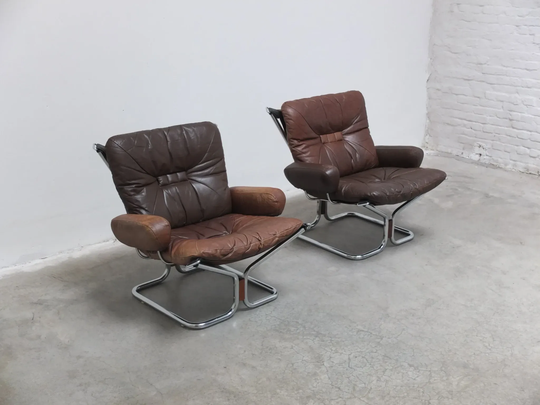 Pair of lounge chairs by Harald Relling for Westnofa, 1970s