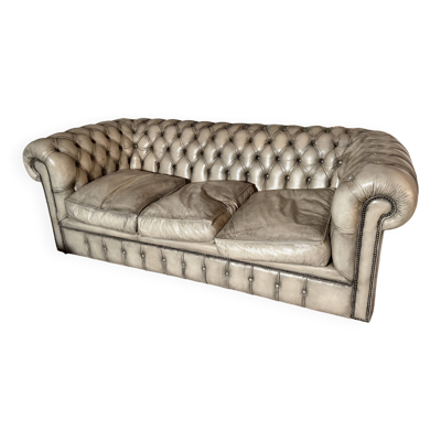 Canape 3 places Chesterfield en cuir patiné sur-mesure Chesterfields1780