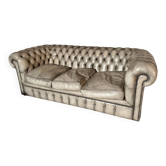 Three-seater Chesterfield canapé in patinated leather, custom-made by Chesterfields1780.