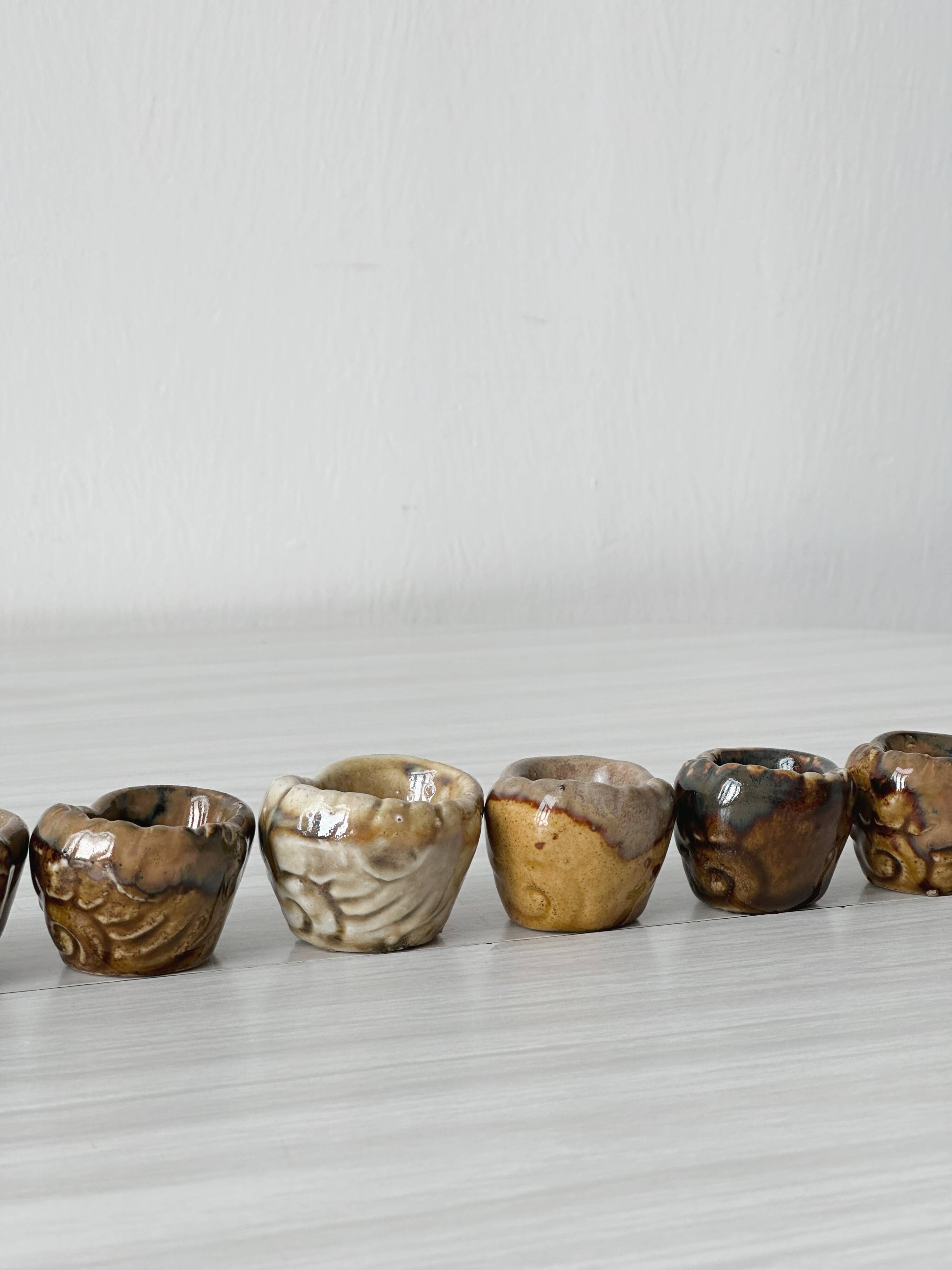 24 flambéed ceramic snail cups