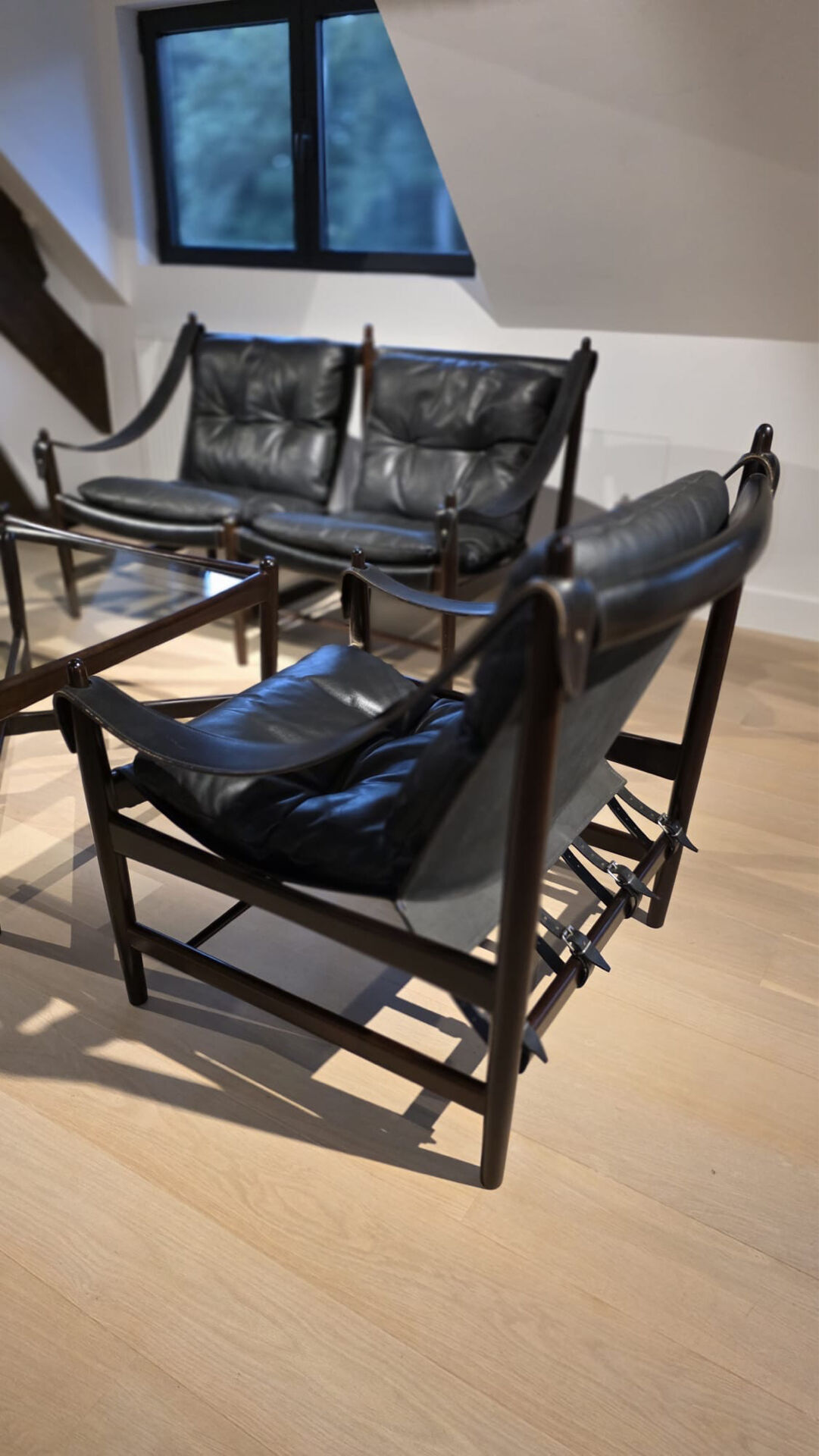 Rare Norwegian salon safari in dyed rosewood leather, 1965