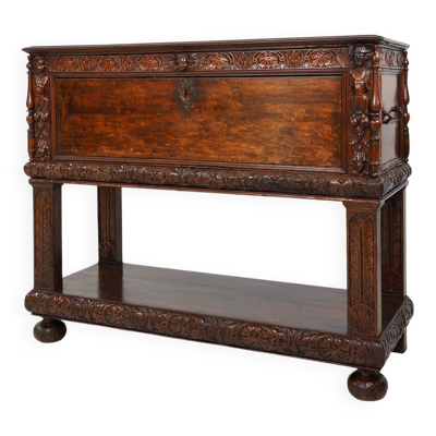 Cabinet Renaissance italienne du XVIe siècle en noyer avec de riches sculptures
