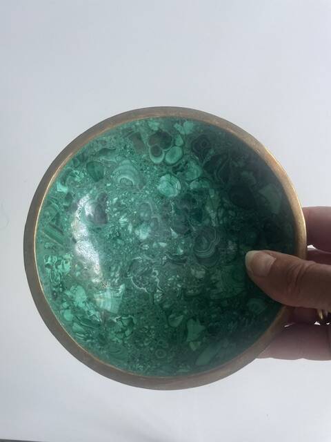 Bowls in natural malachite with brass edges - 1970s