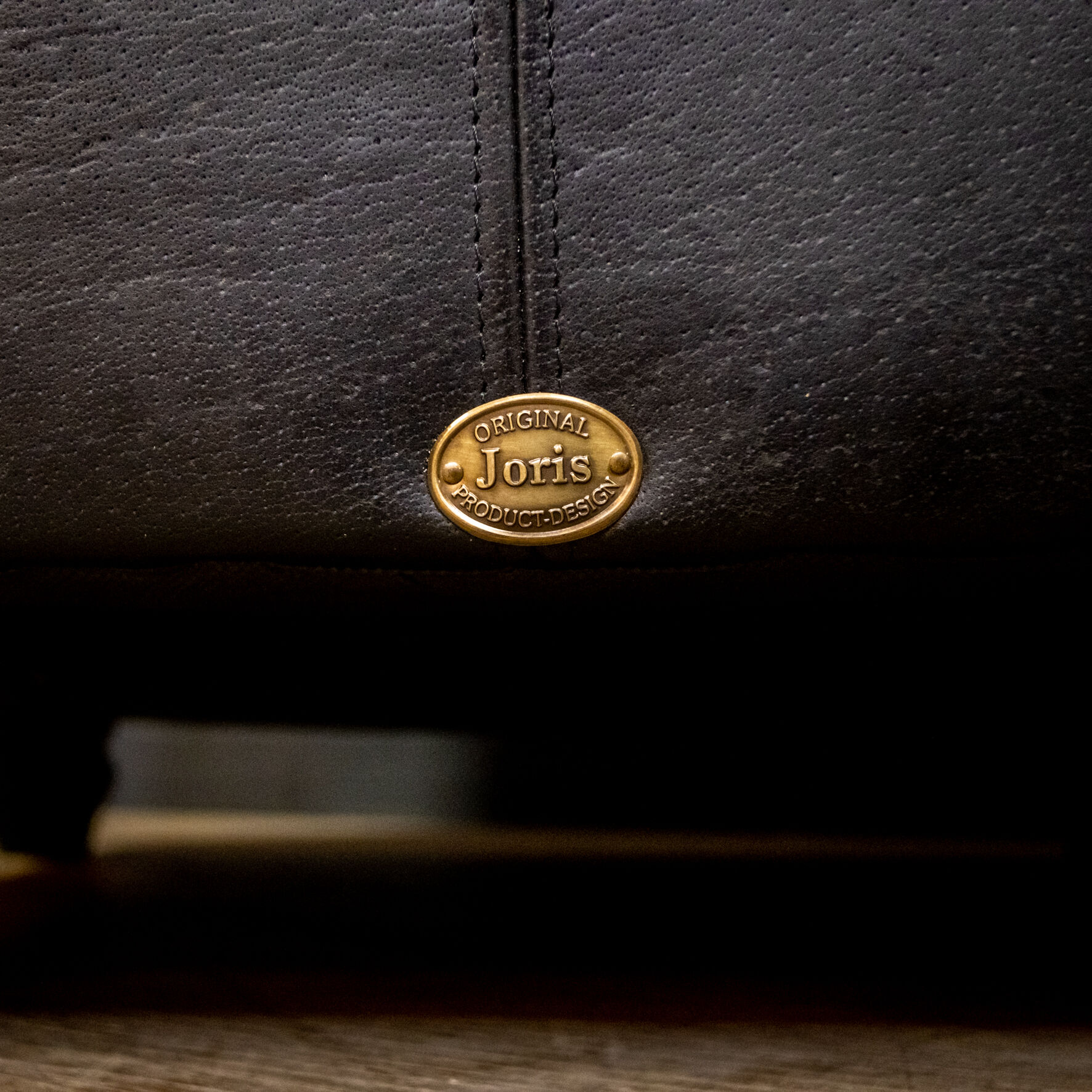 Original black leather Joris clubchair