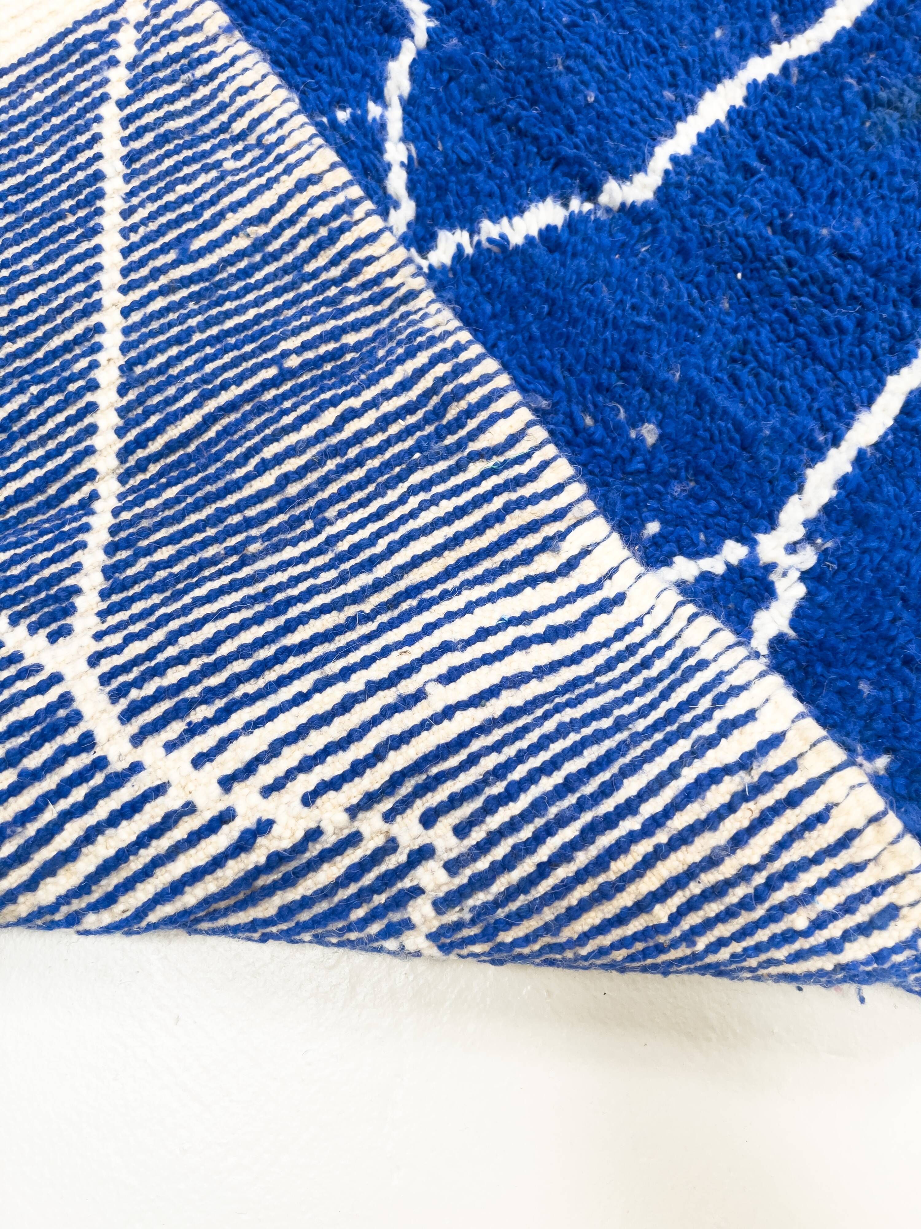 Berber rug Beni Ouarain Majorelle blue with white patterns 1.45x1.08m