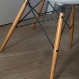 DSW chair by Charles & Ray Eames, Vitra edition