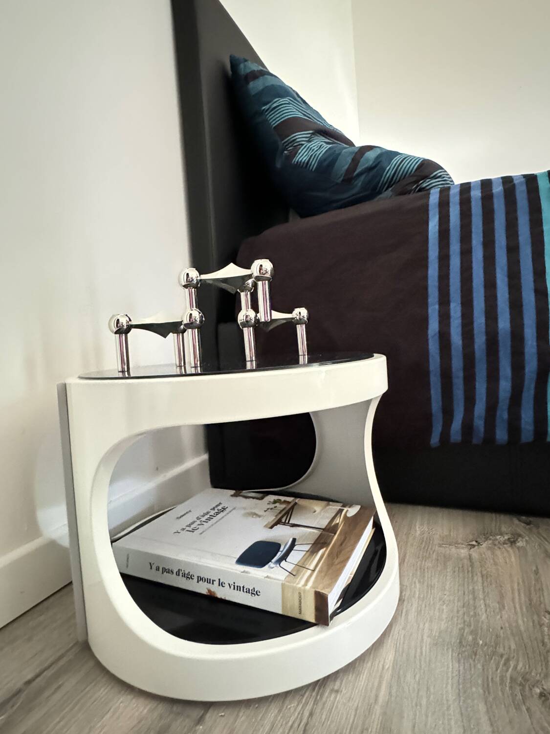 Table d’appoint vintage Flair
