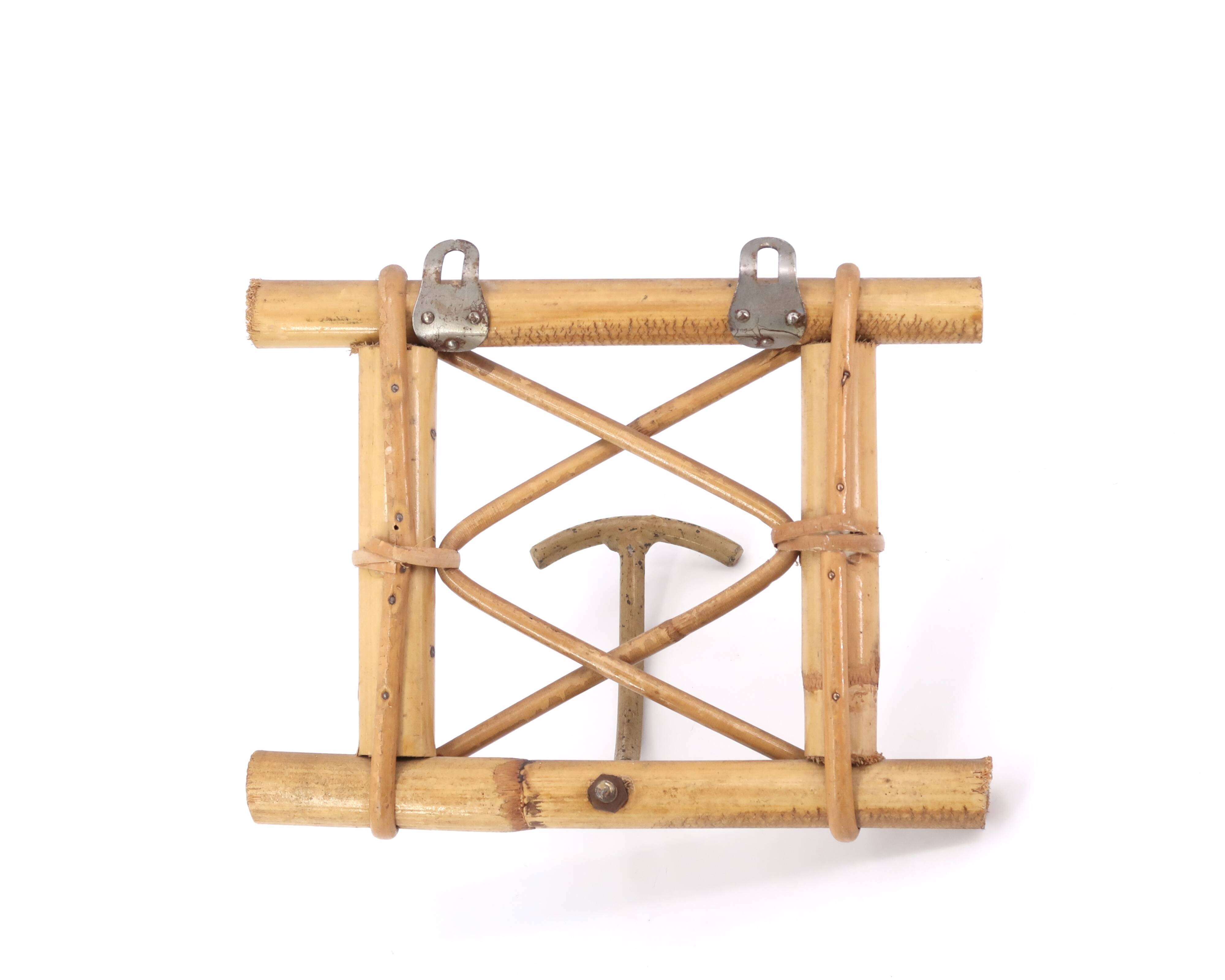 Patère porte manteau en rotin et métal, années 50