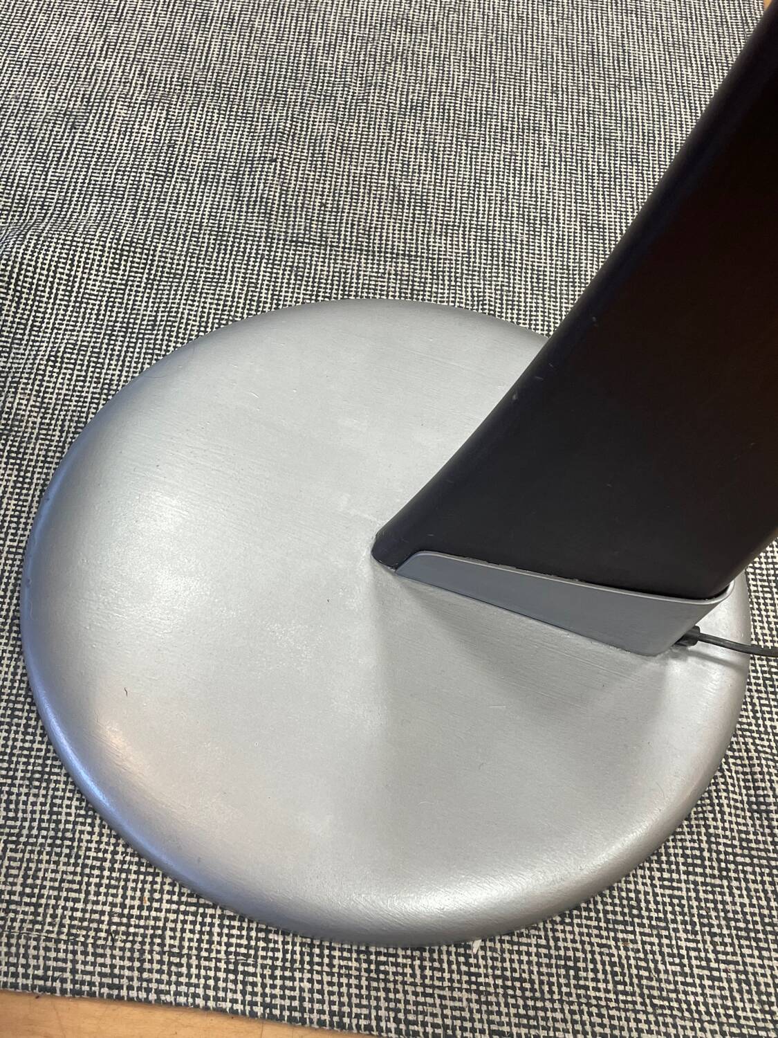 Luna walnut arc floor lamp by Natuzzi, 1990s