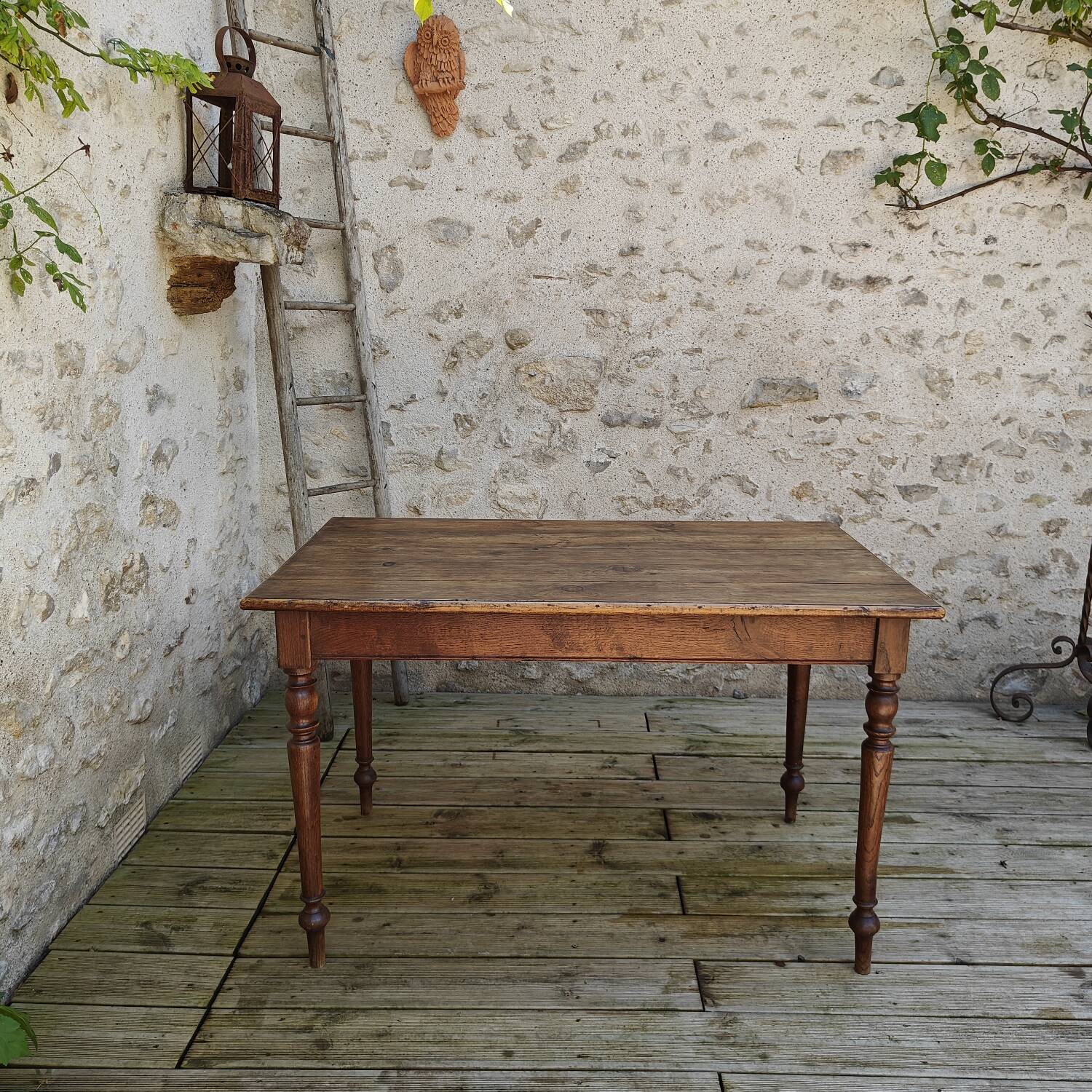 Solid oak farmhouse table