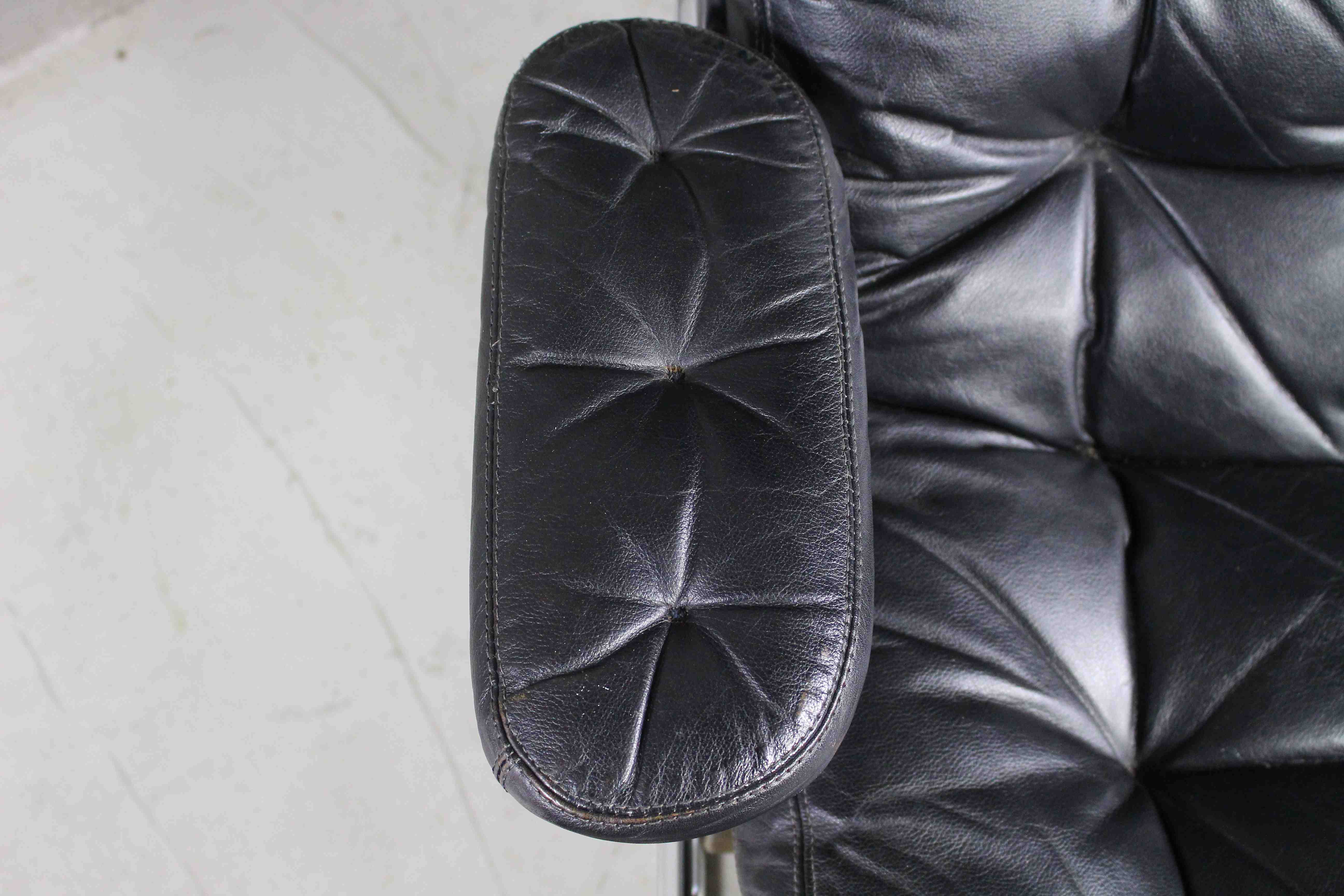 1970s Swedish Leather Chaise by Sam Larsson for DUX