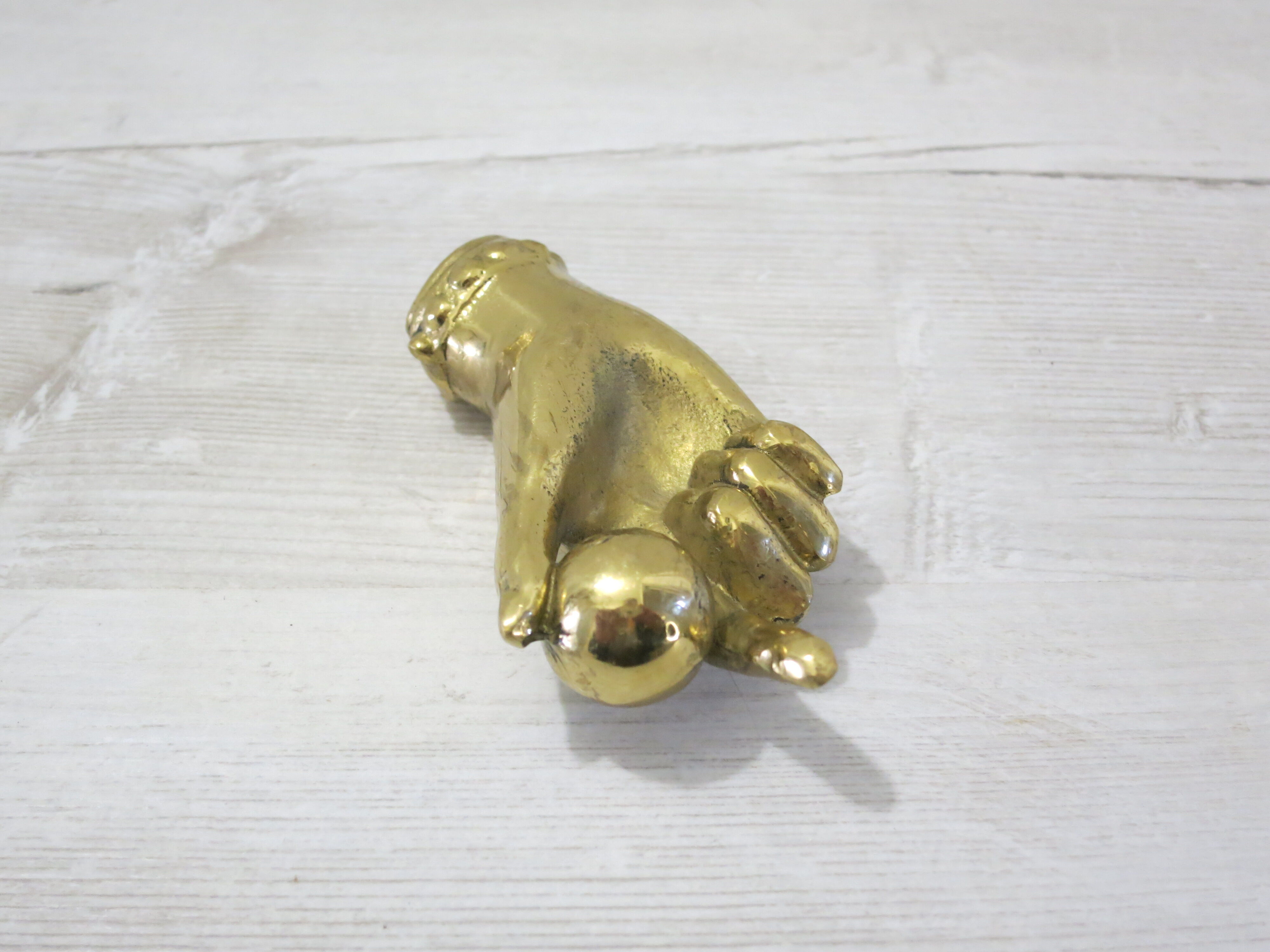 Porte stylo vintage en forme de main