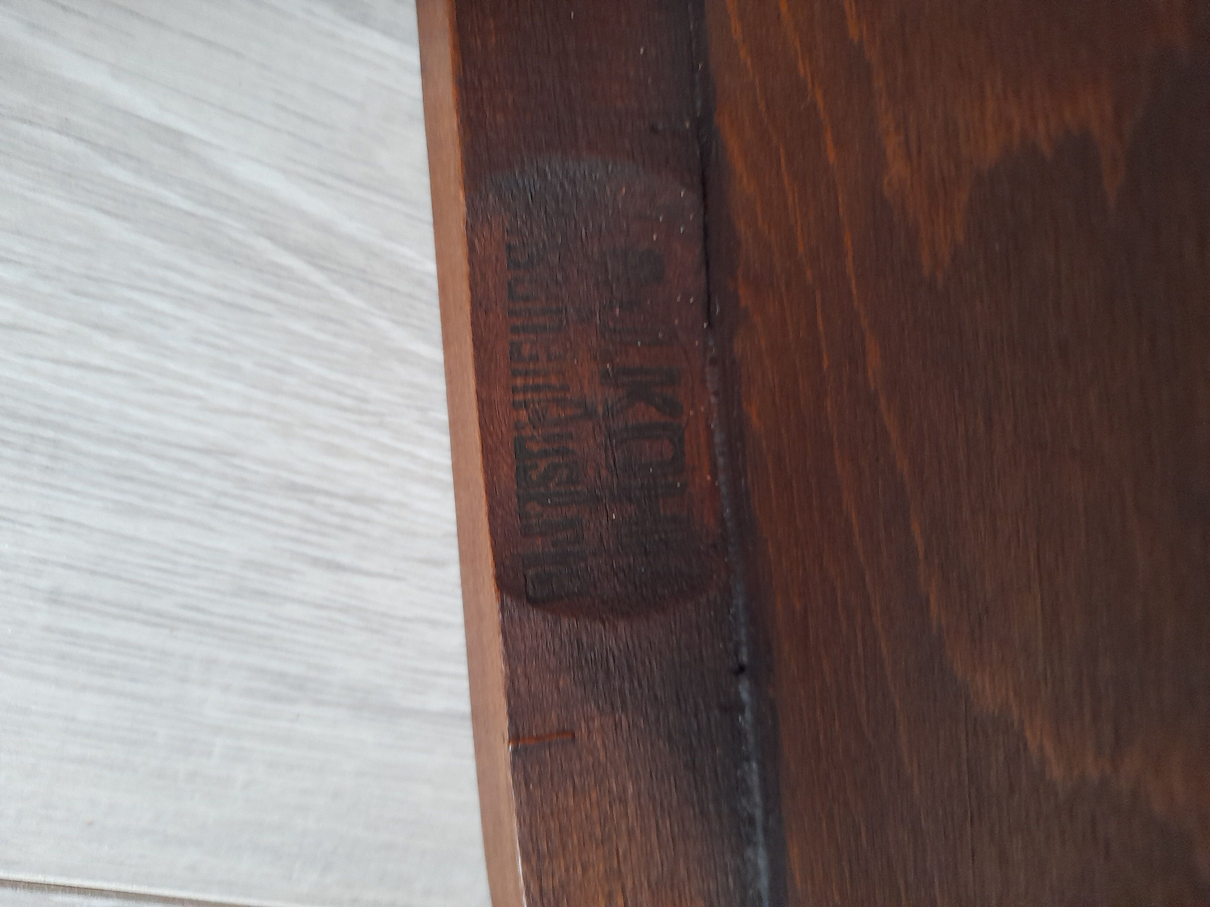 Table d'appoint début XXème siècle signée J. Kohn Austria