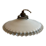 Opaline suspension