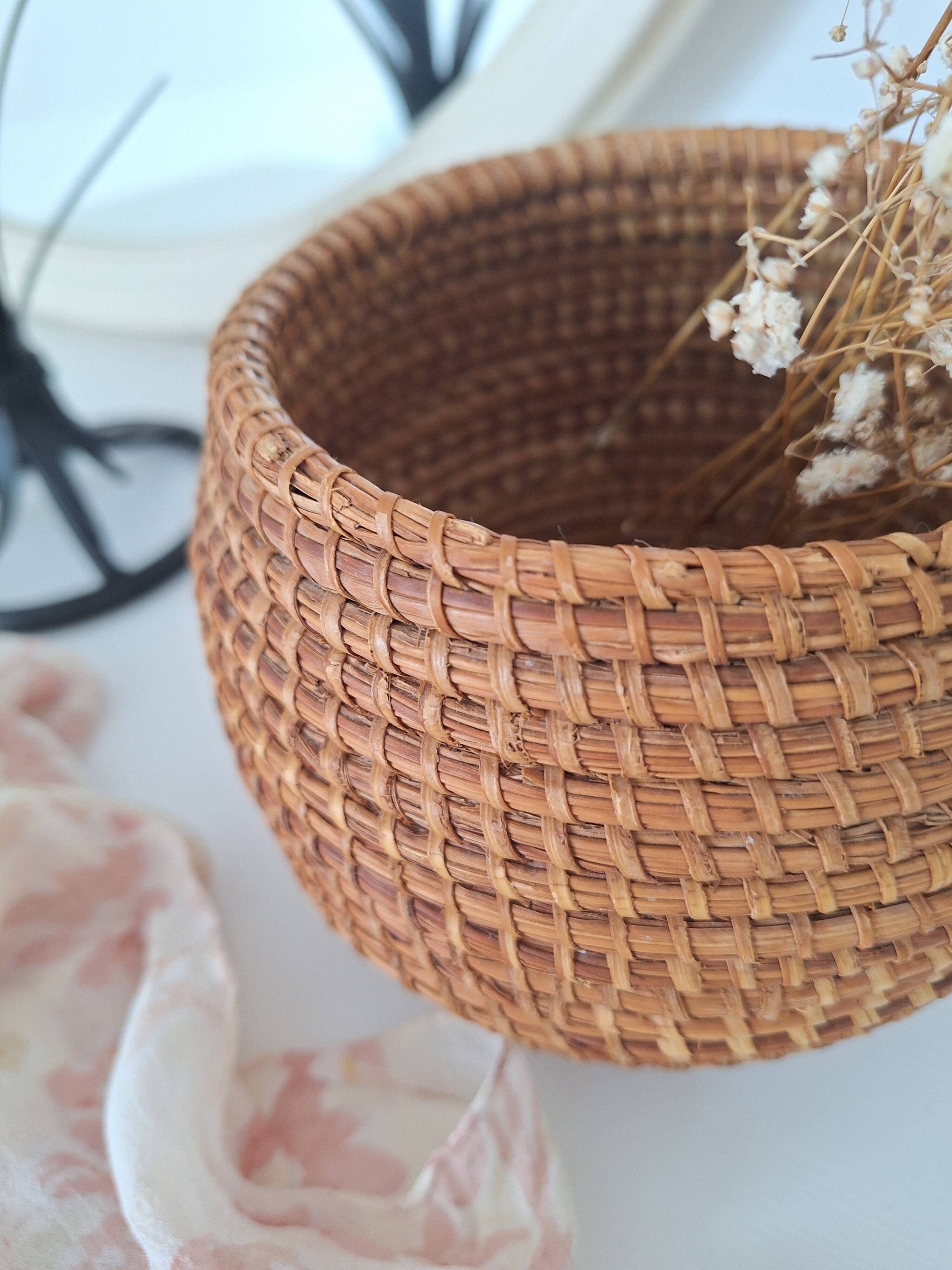 Woven wicker pot