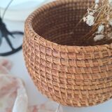Woven wicker pot