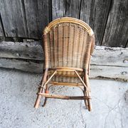 Fauteuil ancien en rotin pour enfant