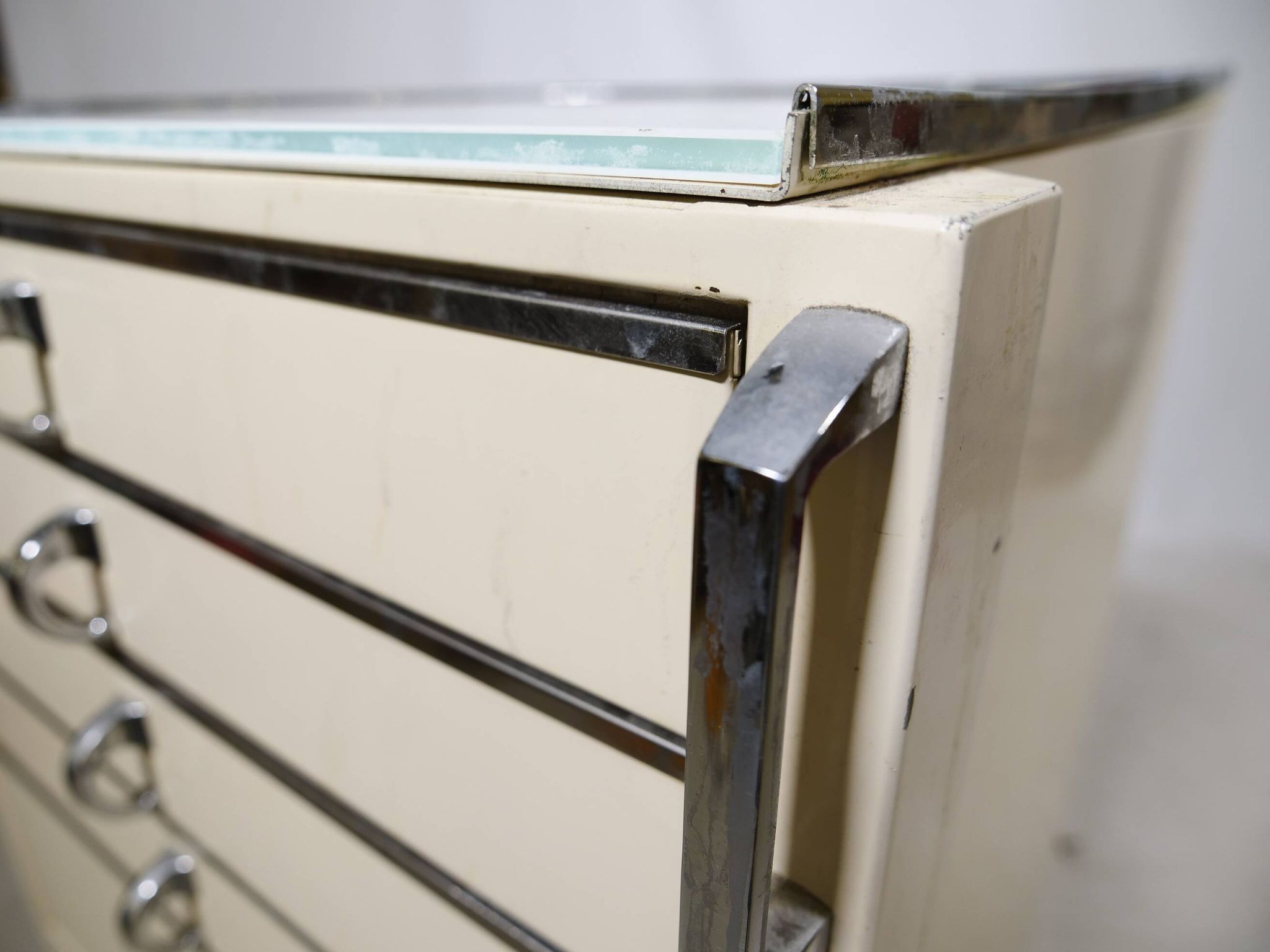 Cabinet dentaire en métal par Baisch, années 1950