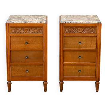 Paire de tables de nuit Art Nouveau / Art Déco en chêne et marbre, années 1930.
