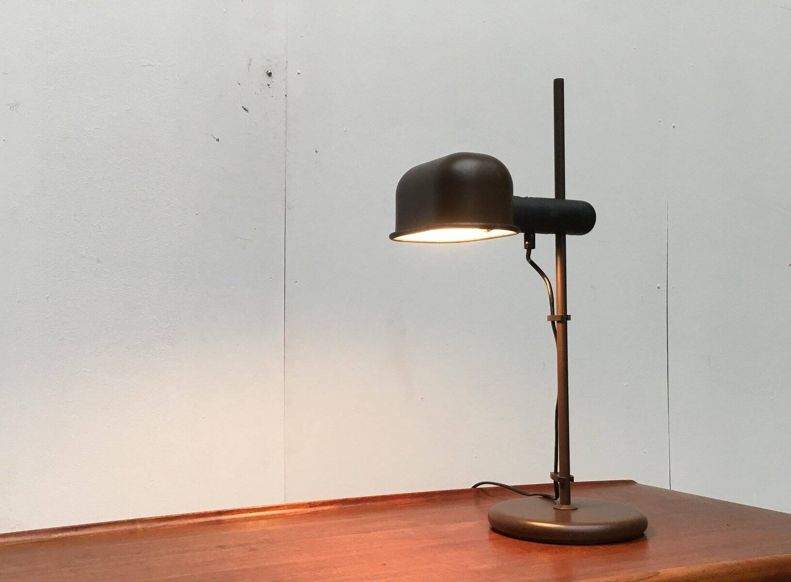 Vintage Space Age table lamp