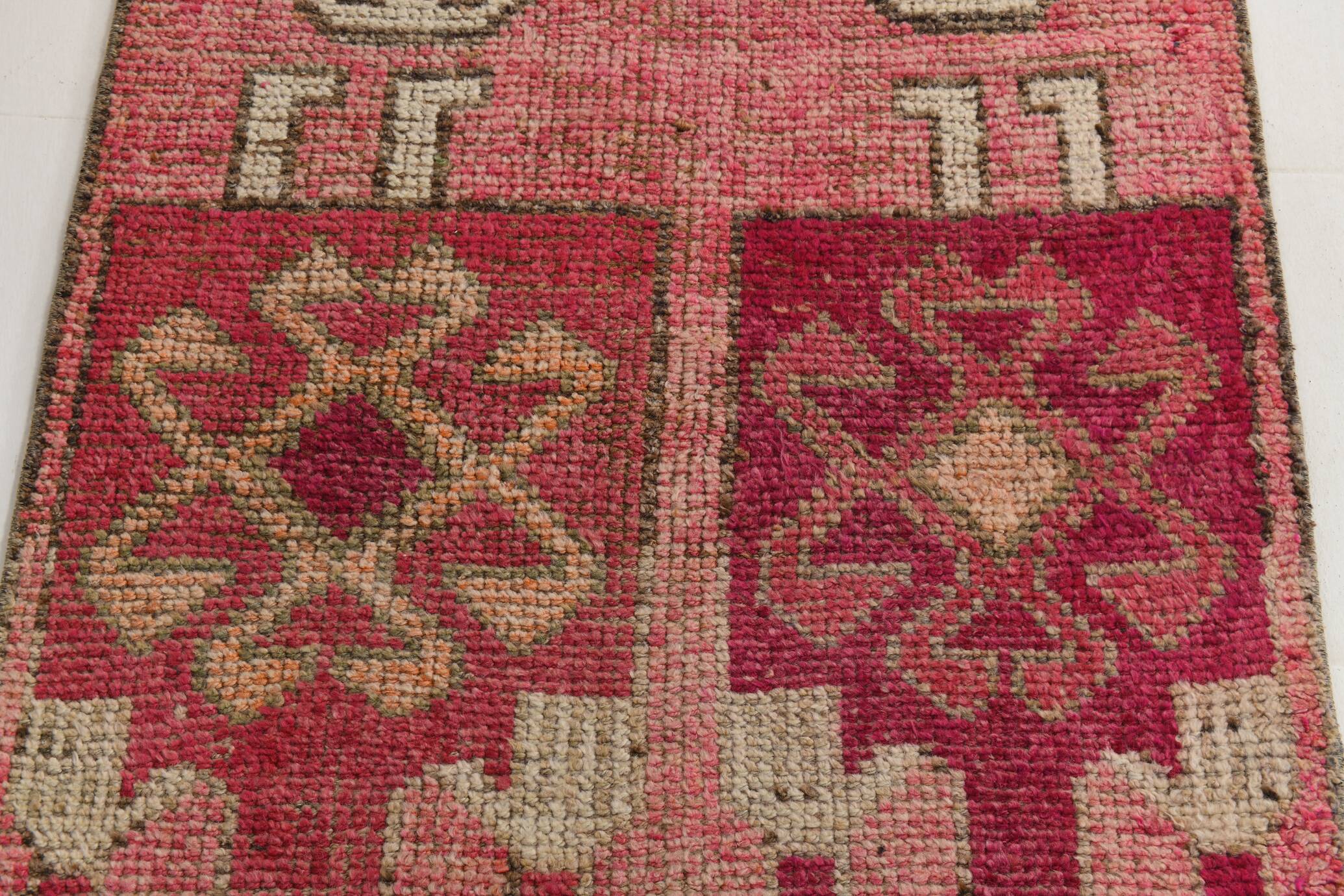 Turkish Runner Rug, 91x327Cm