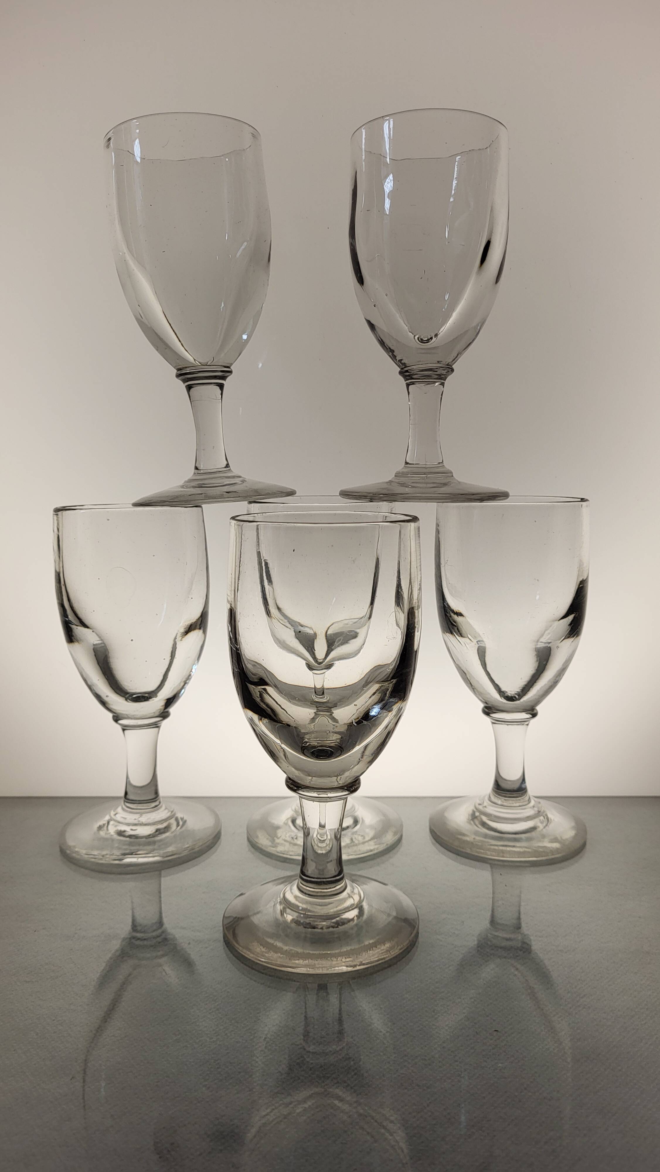 6 wine glasses Late 19th century