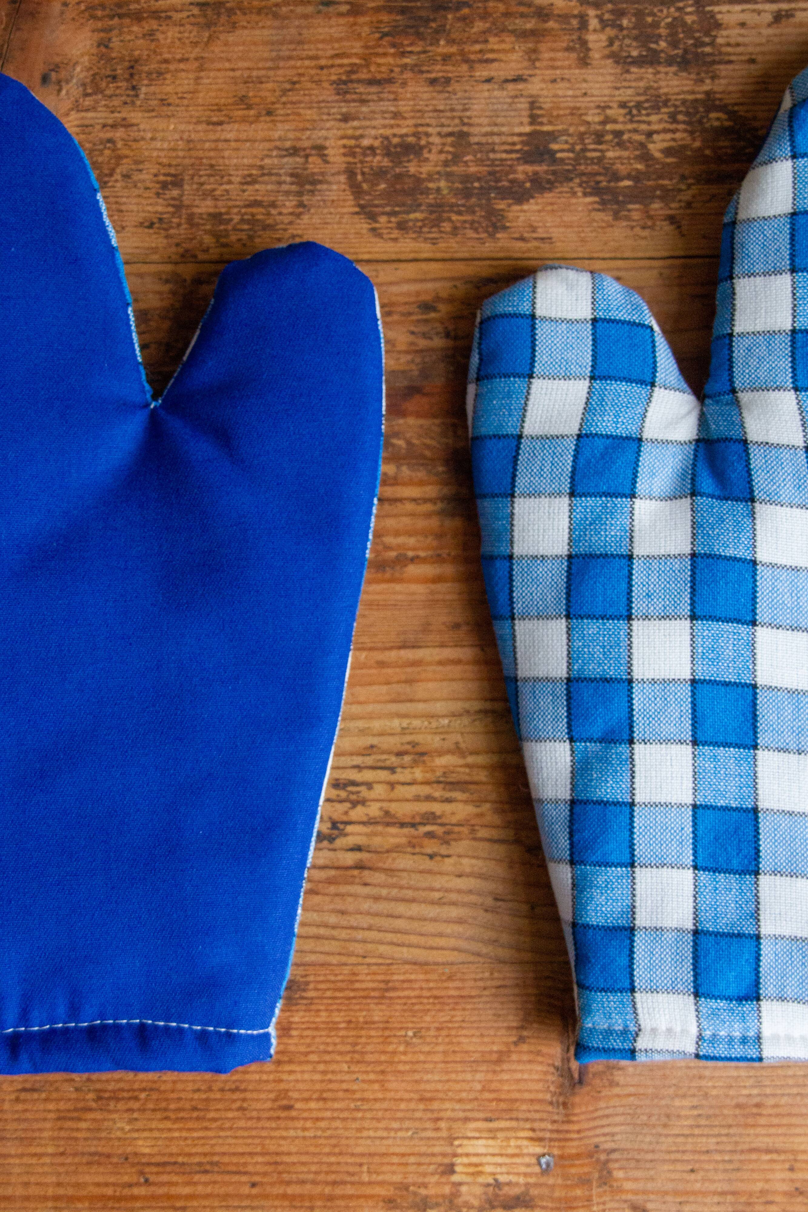 Gloves, overalls, blue bistro checks