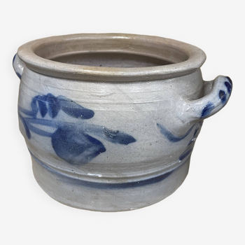 enamelled stoneware pot from Alsace.