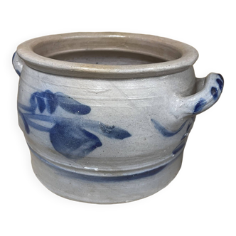 enamelled stoneware pot from Alsace.