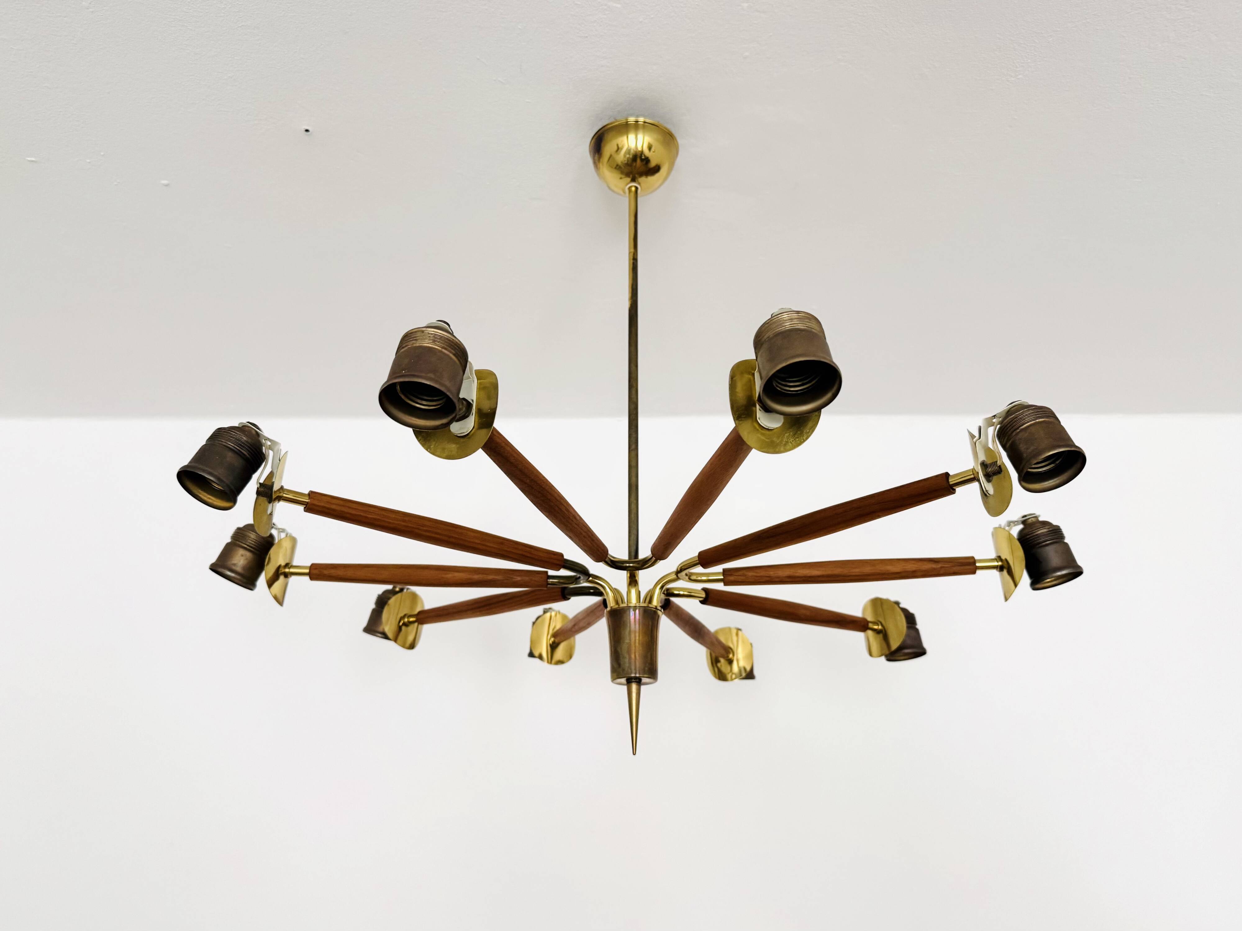 Lustre XL en laiton de Rupert Nikoll