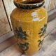 Vase West Germany en céramique - décor floral en relief