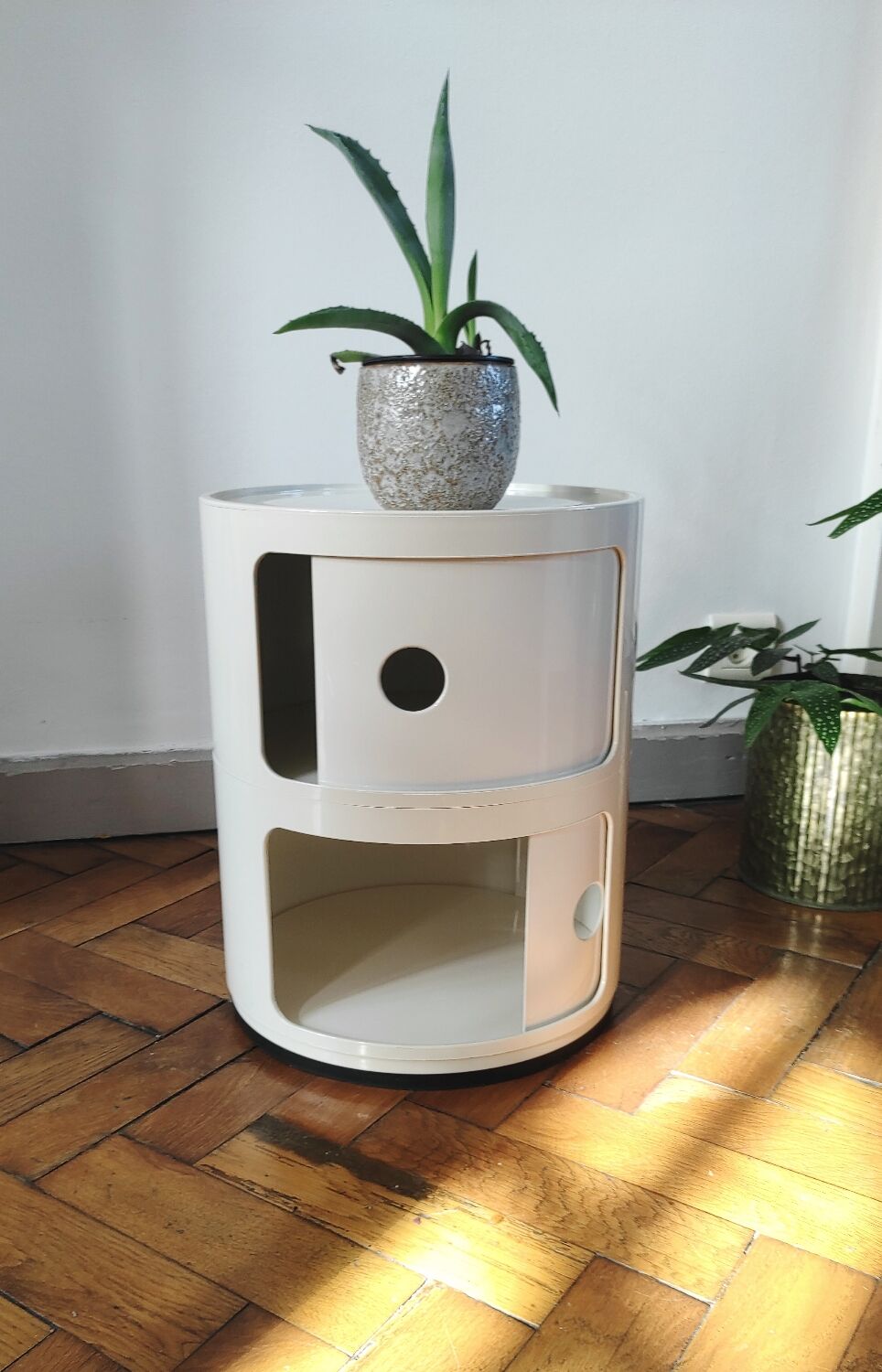 Pair of vintage white/cream Componibili bedside tables - Kartell