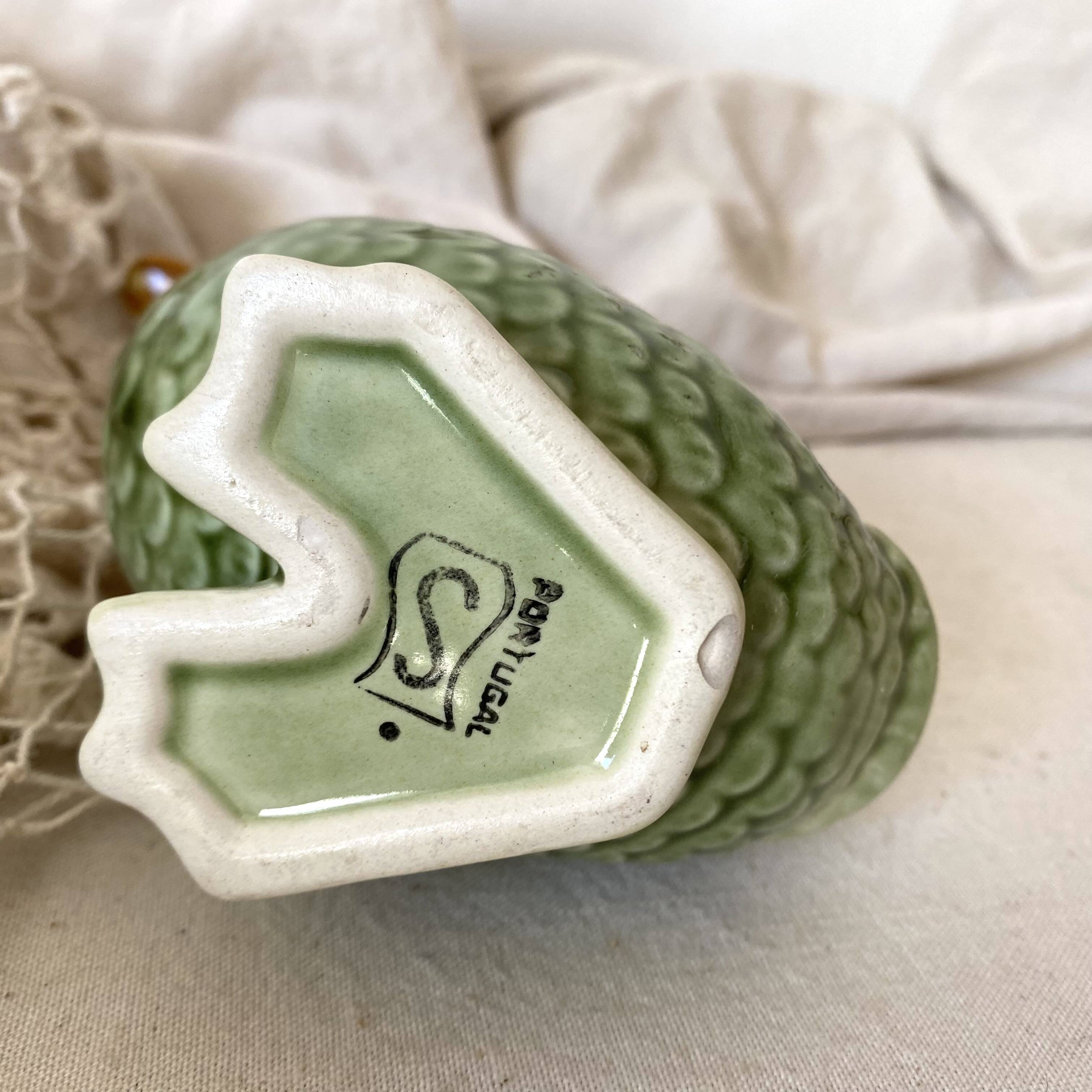 Zoomorphic bottle, ceramic duck