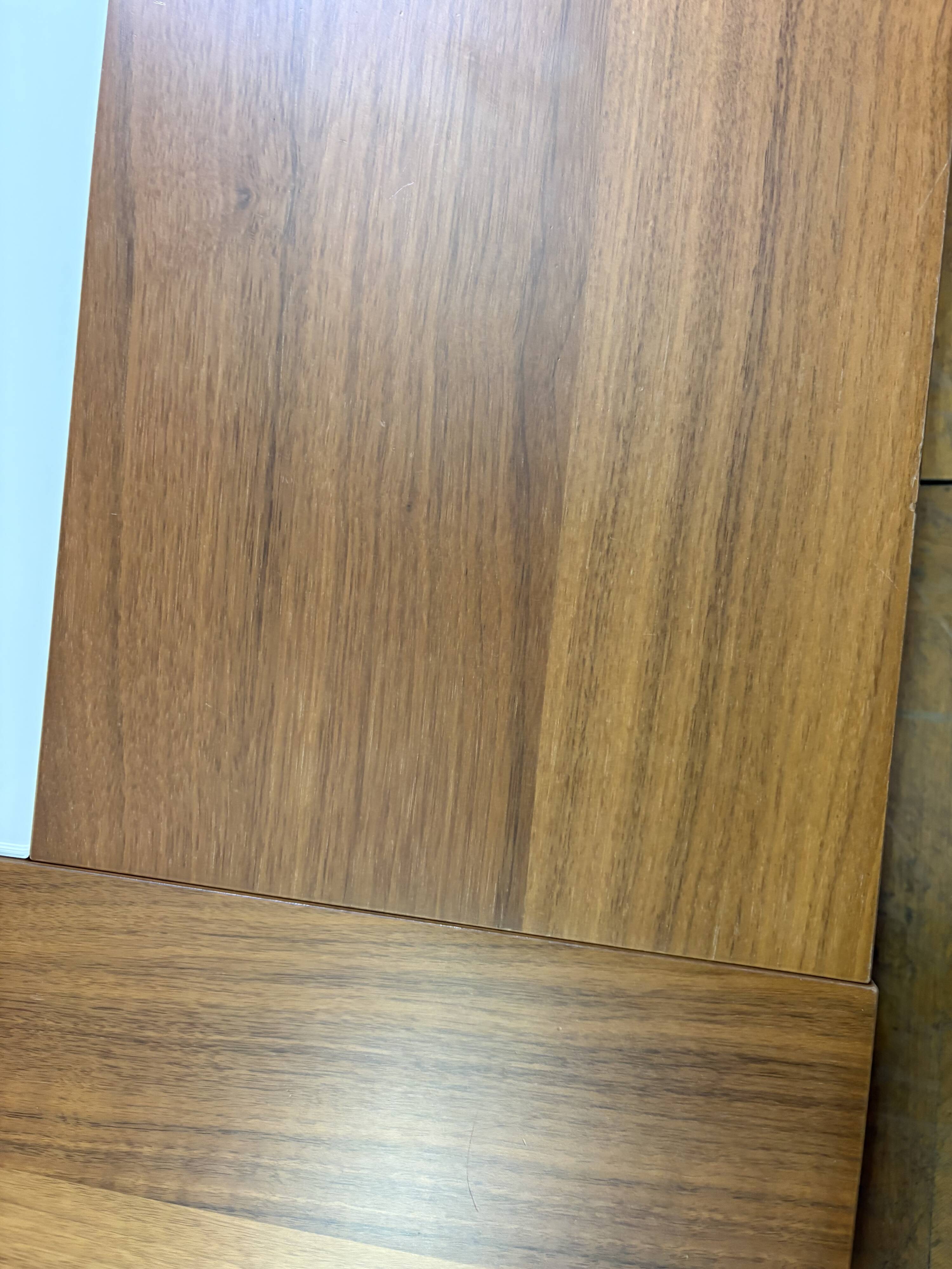 Coffee table model "Chiva" by Boconcept